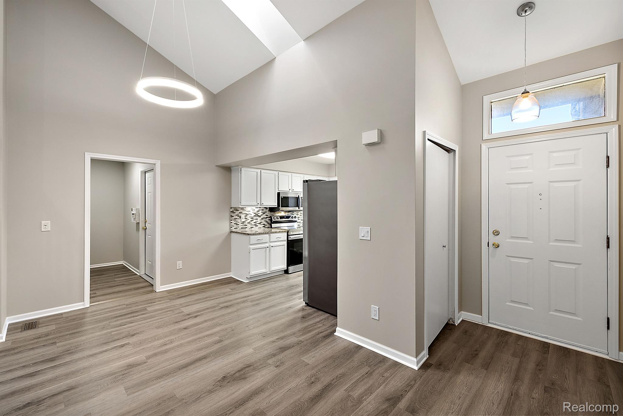 15420 WINDMILL Drive