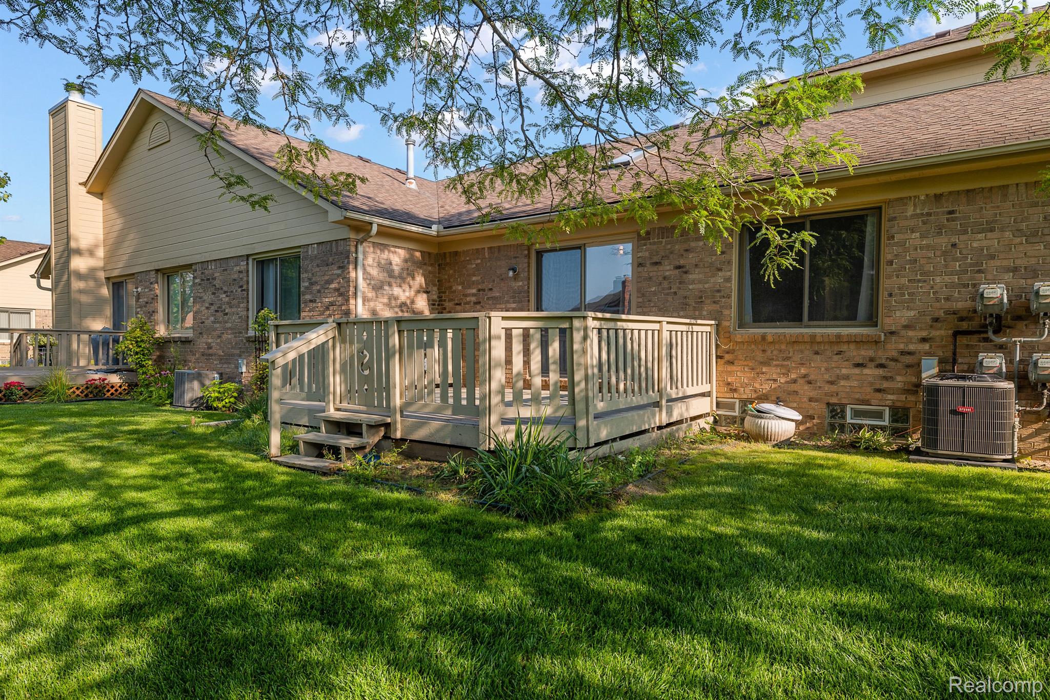 15420 WINDMILL Drive