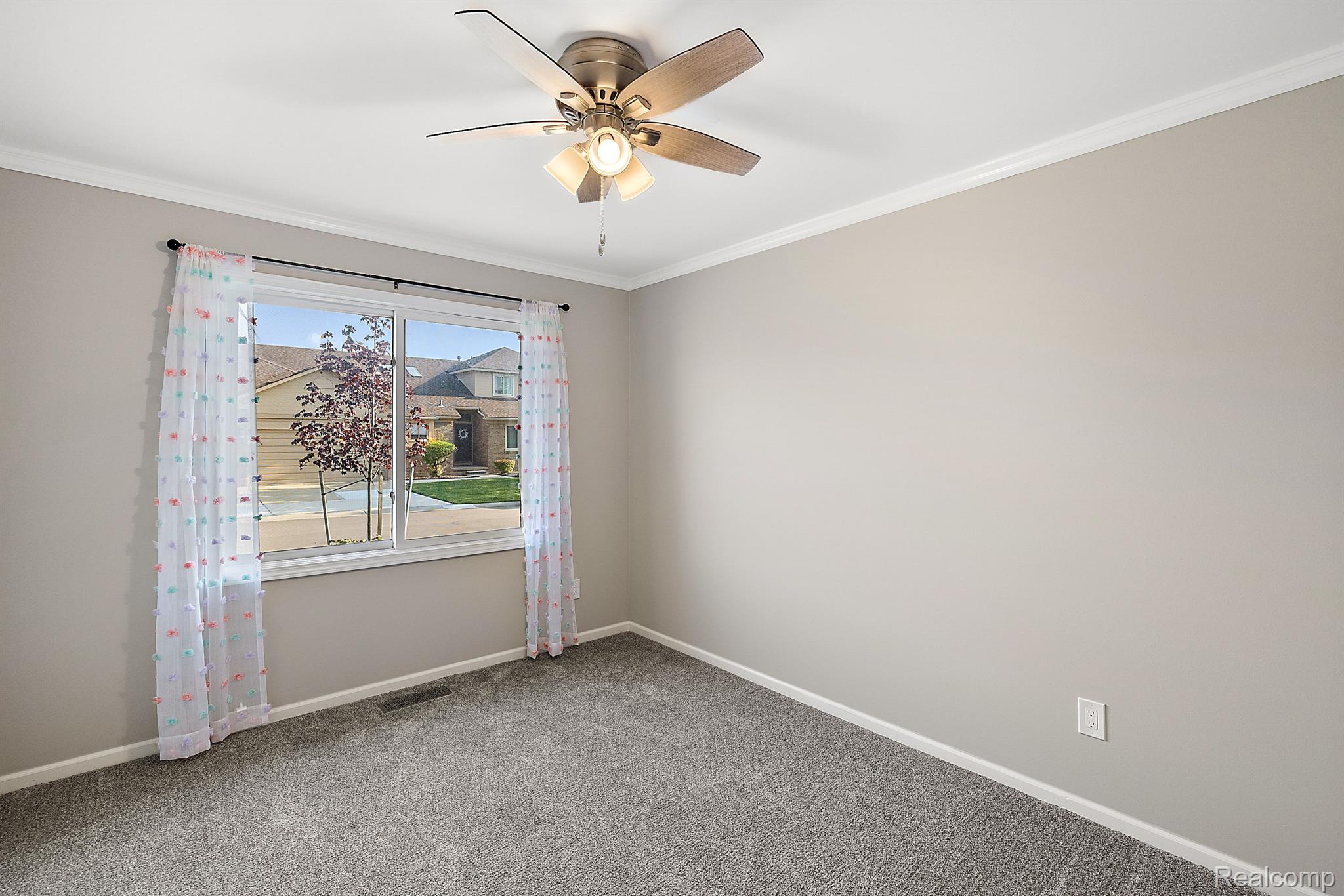 15420 WINDMILL Drive