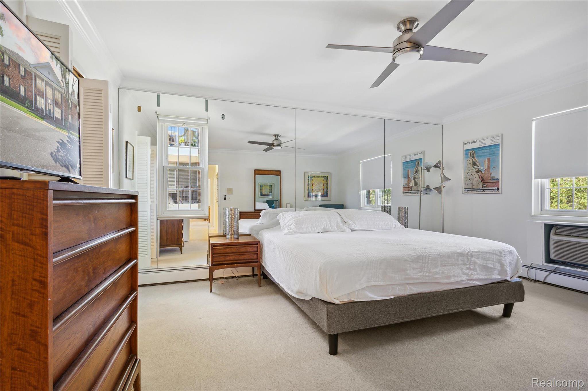 555 TOWNSEND Street 201