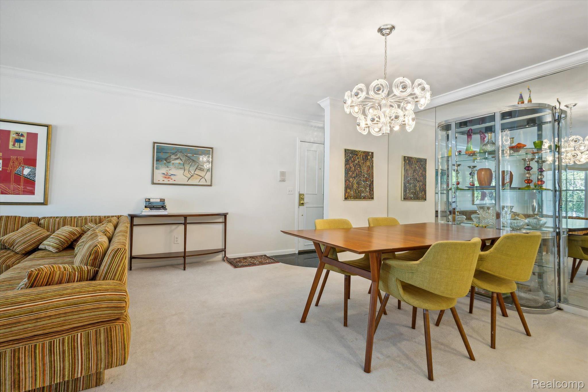 555 TOWNSEND Street 201