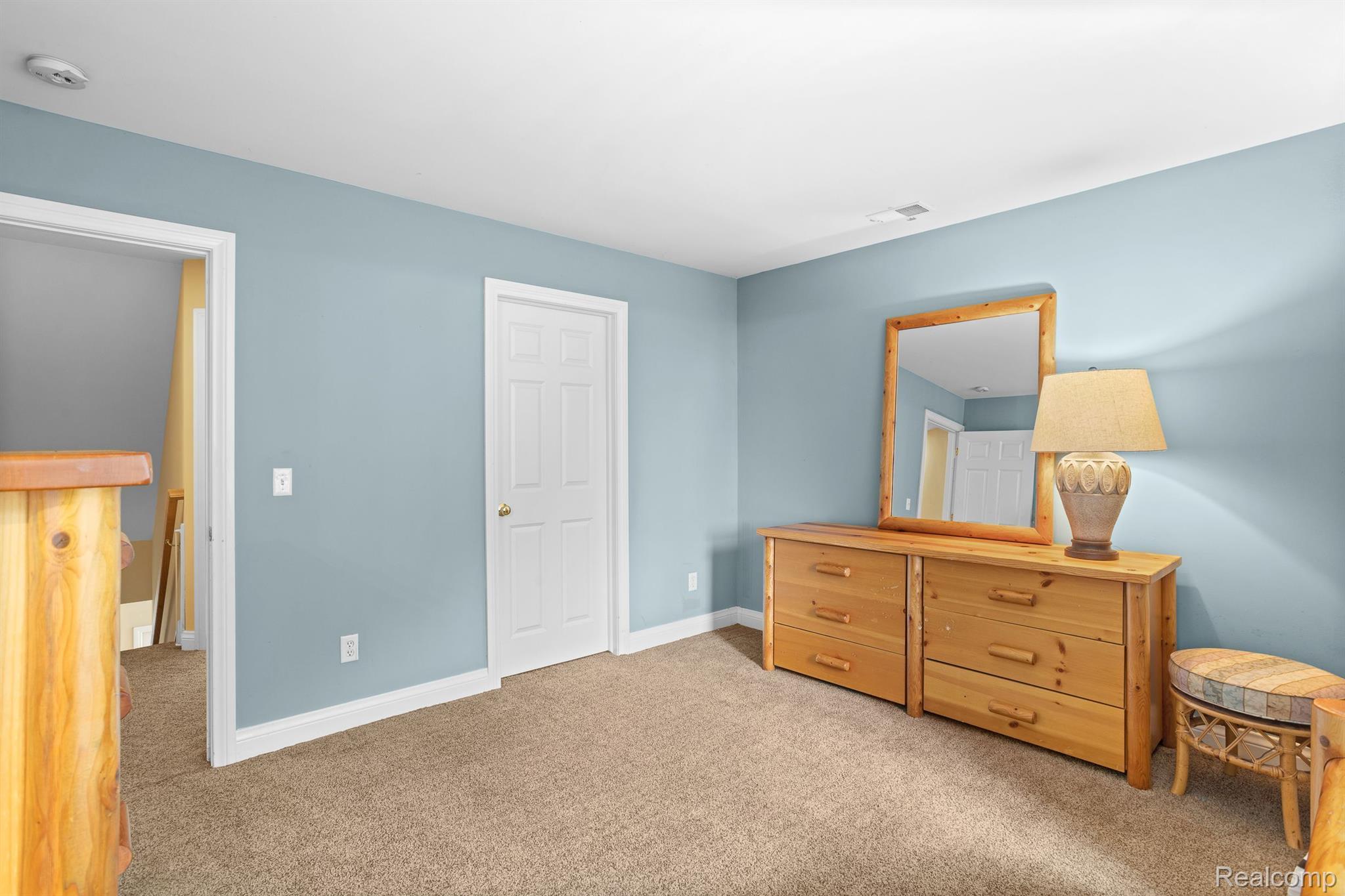 7705 STONEVALLEY Bluff