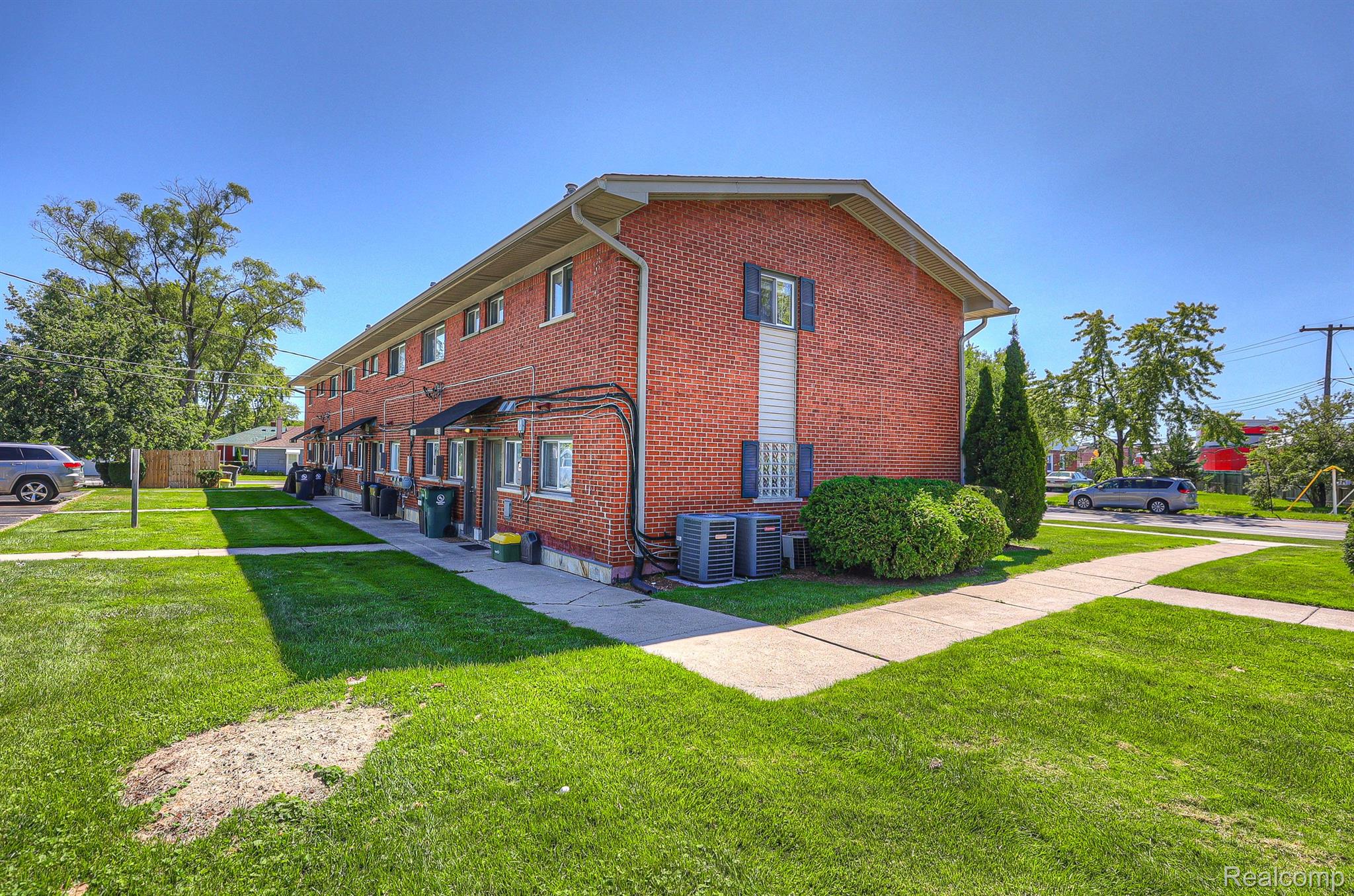 3800 NORMANDY Road 6