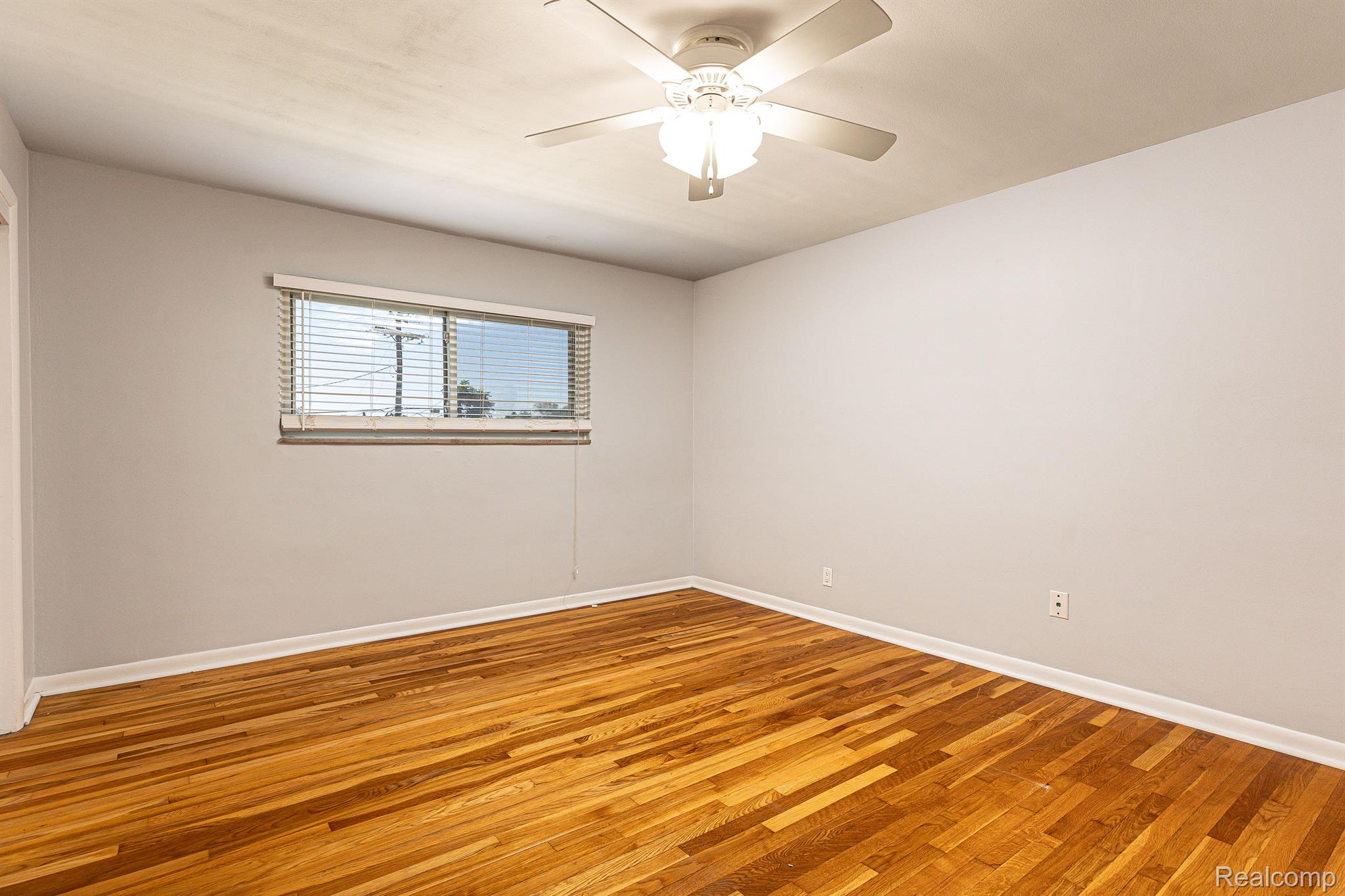 3800 NORMANDY Road 6