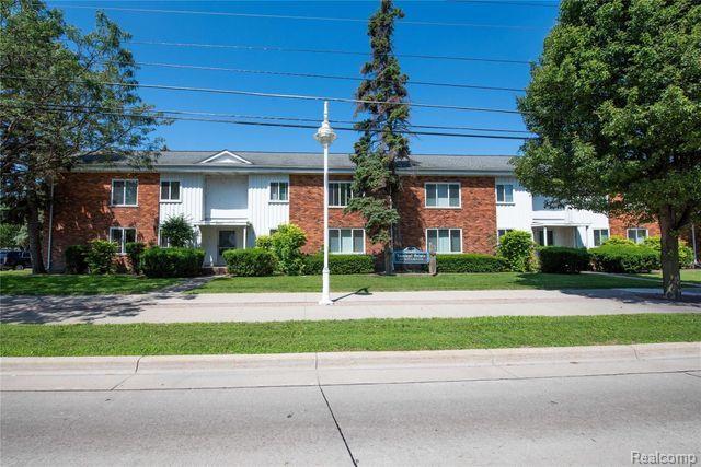 25885 JEFFERSON Avenue #6