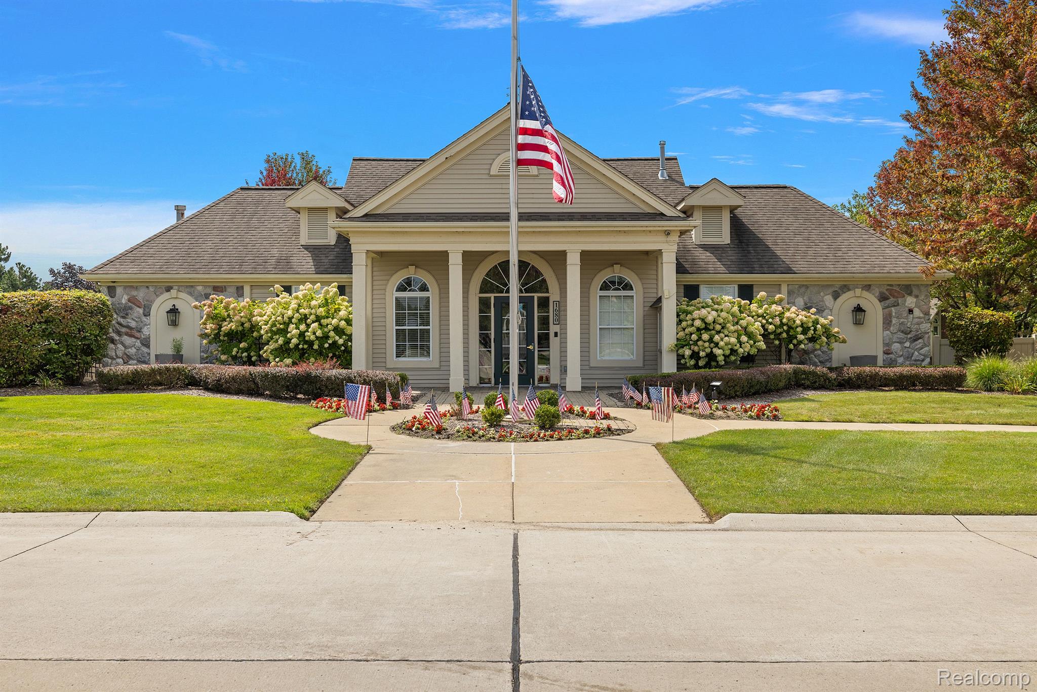 46414 KILLARNEY Circle