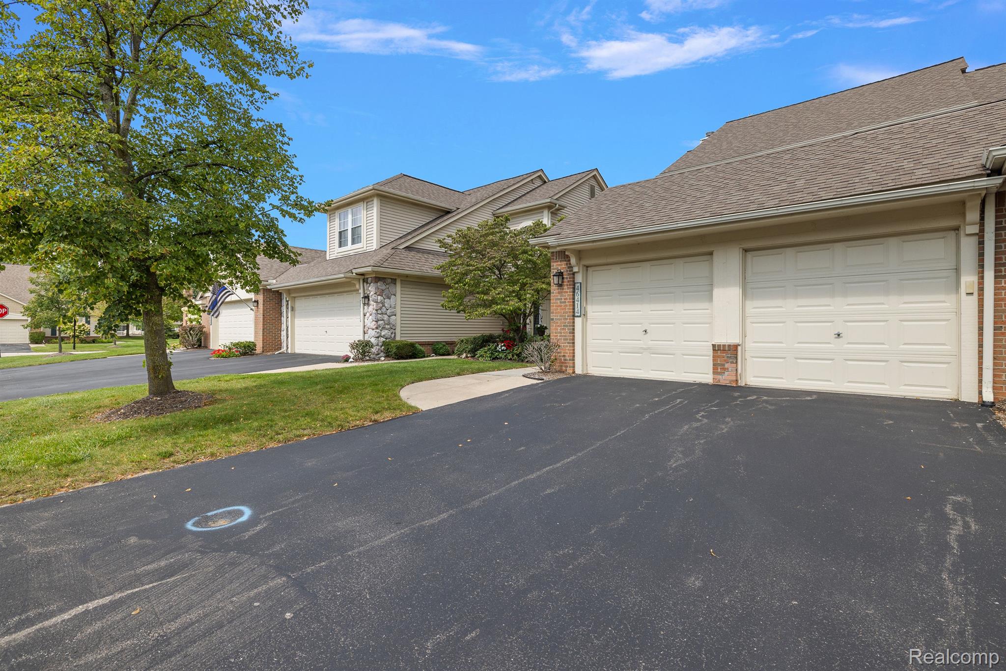 46414 KILLARNEY Circle