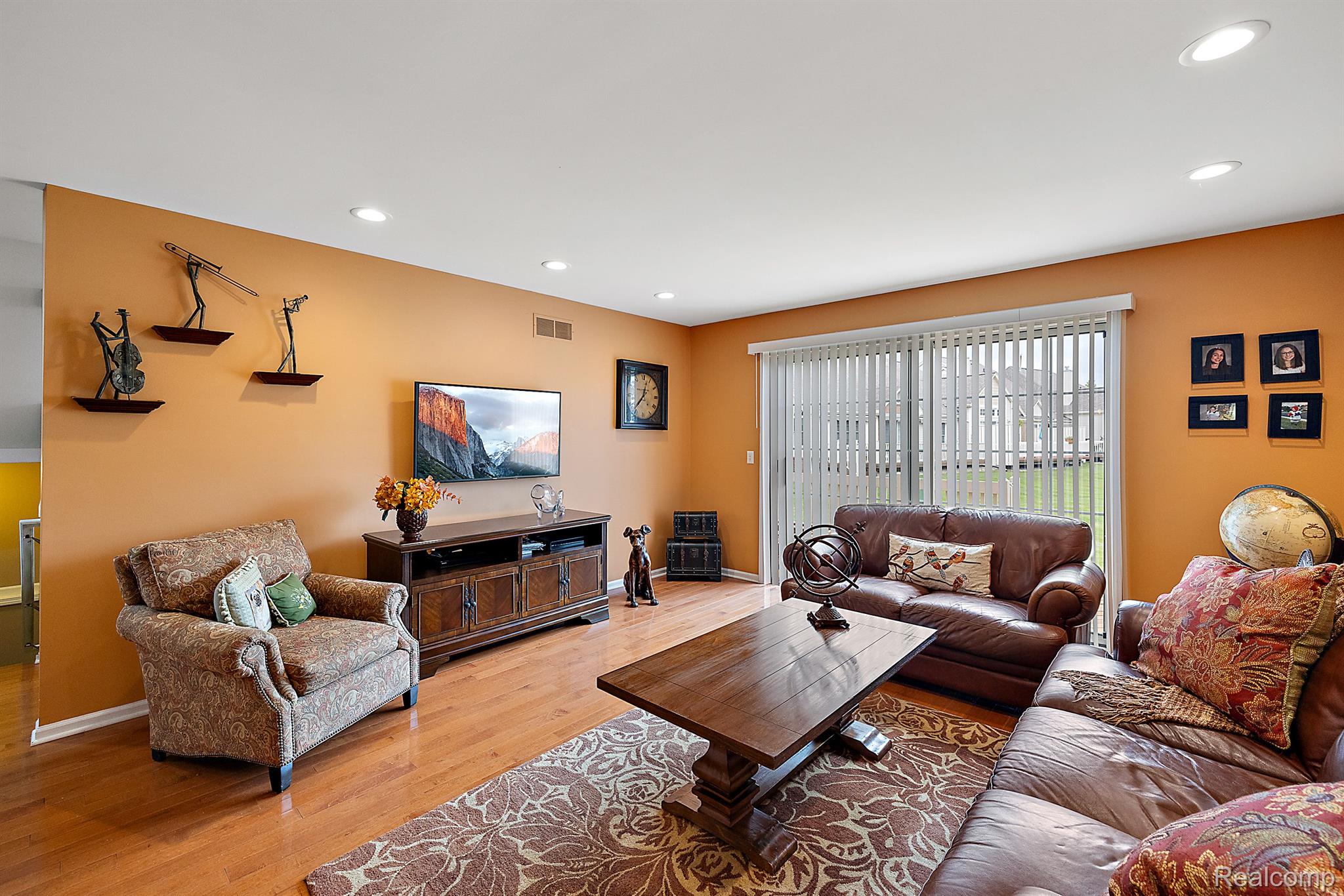 46414 KILLARNEY Circle