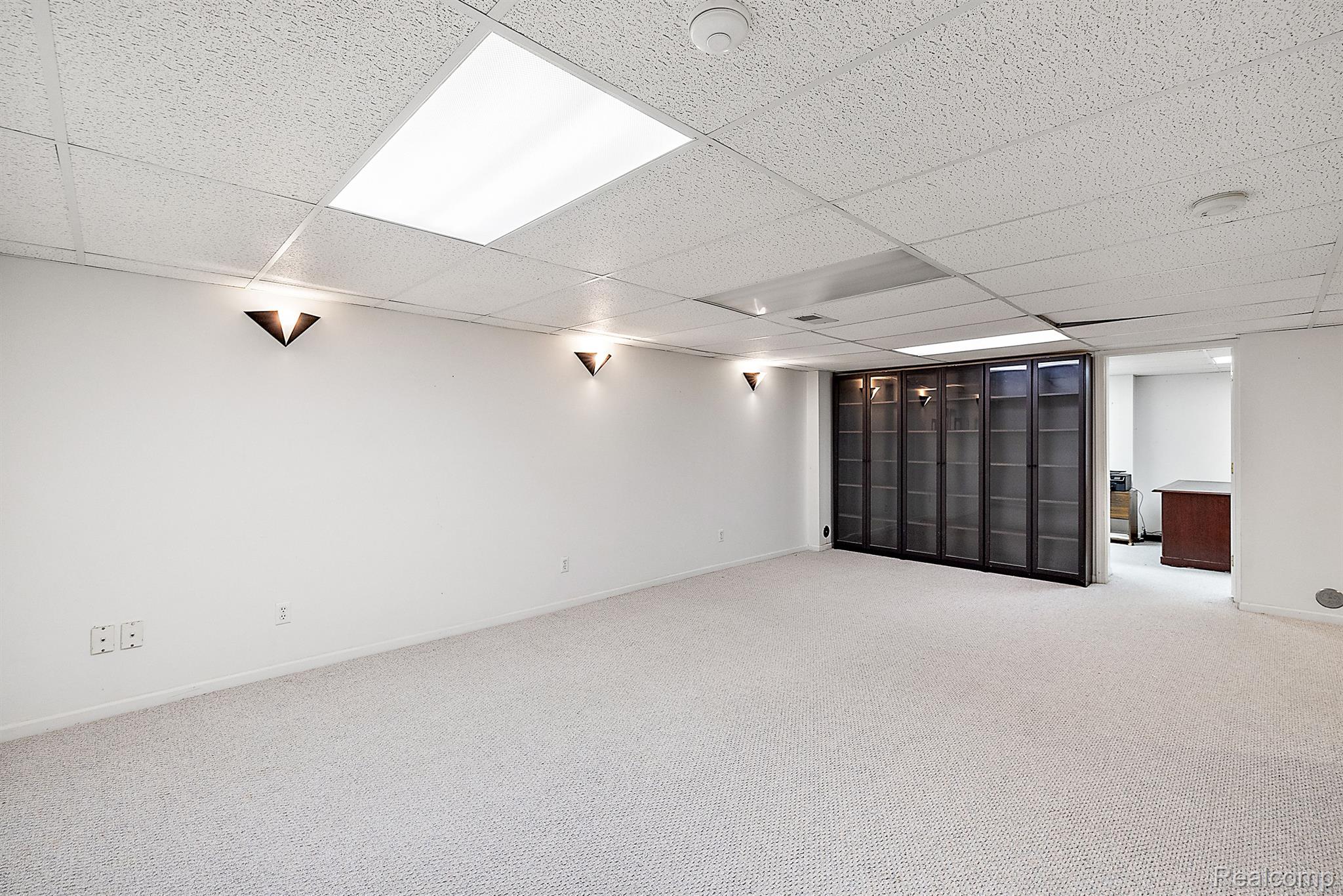 46414 KILLARNEY Circle