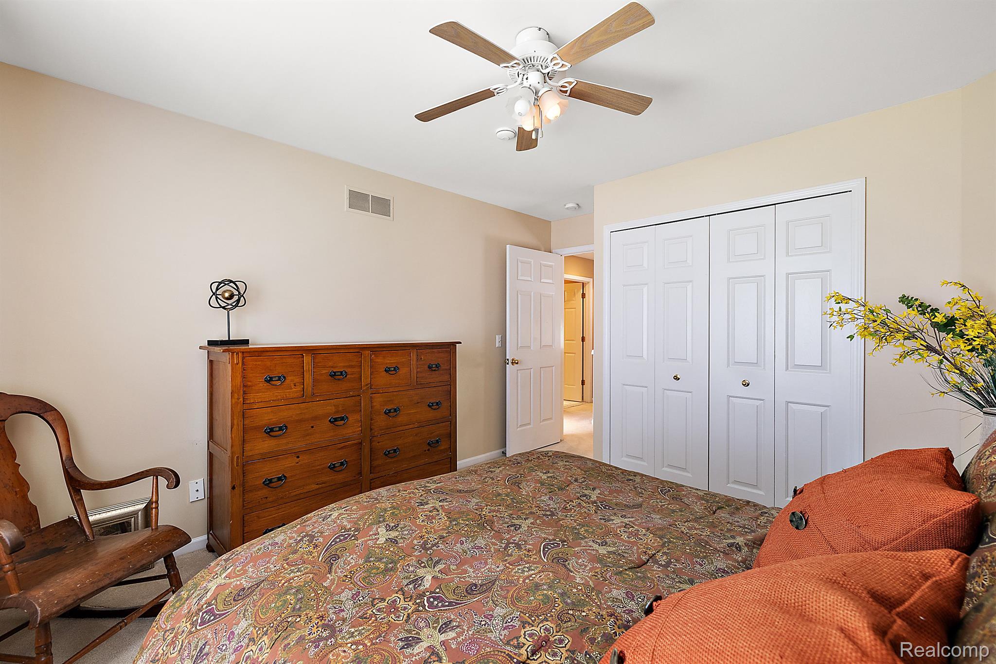 46414 KILLARNEY Circle