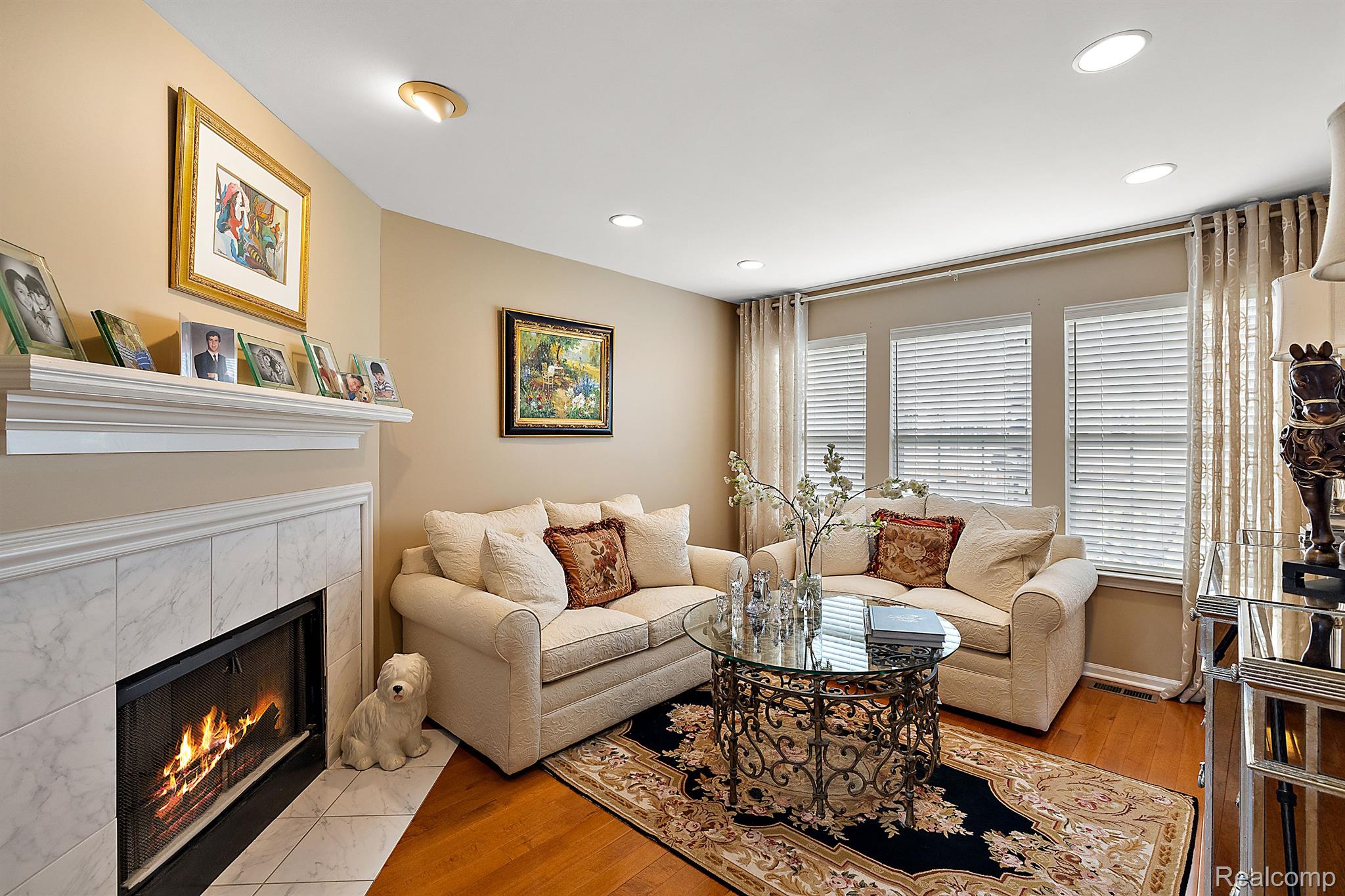 46414 KILLARNEY Circle