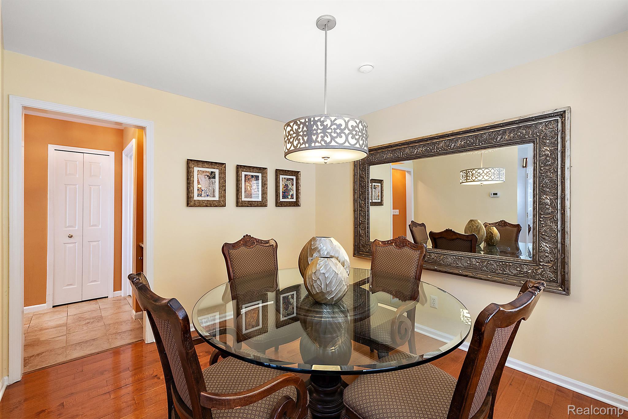 46414 KILLARNEY Circle