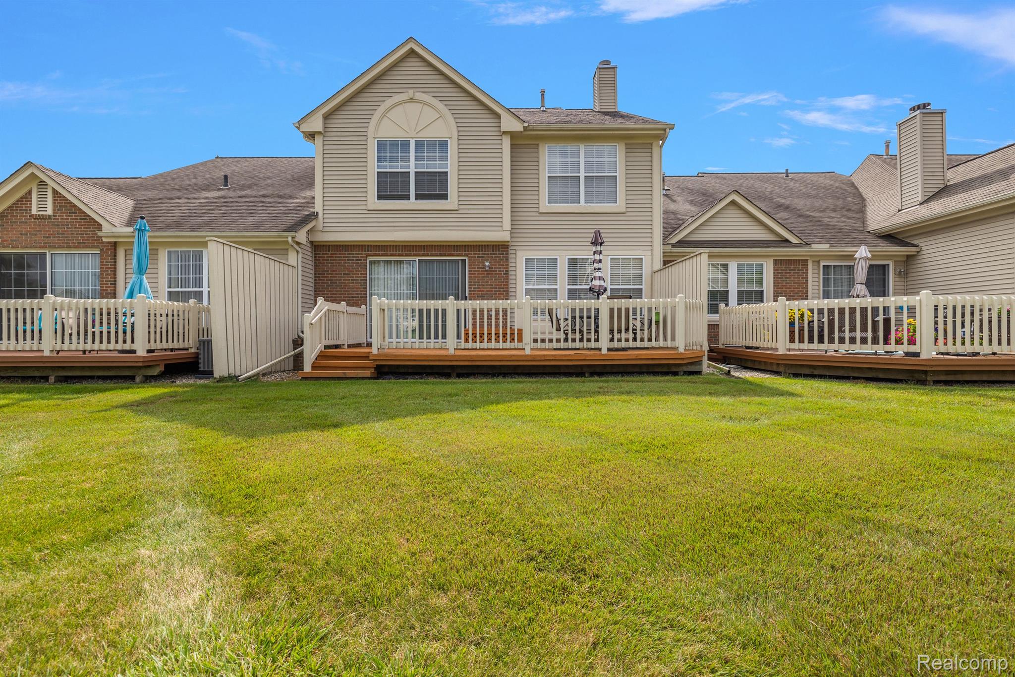 46414 KILLARNEY Circle