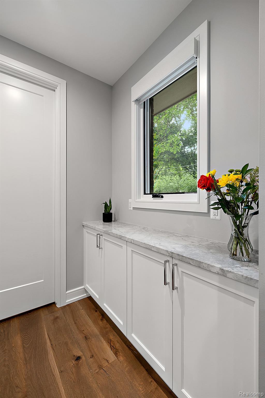 3160 BERKSHIRE Drive