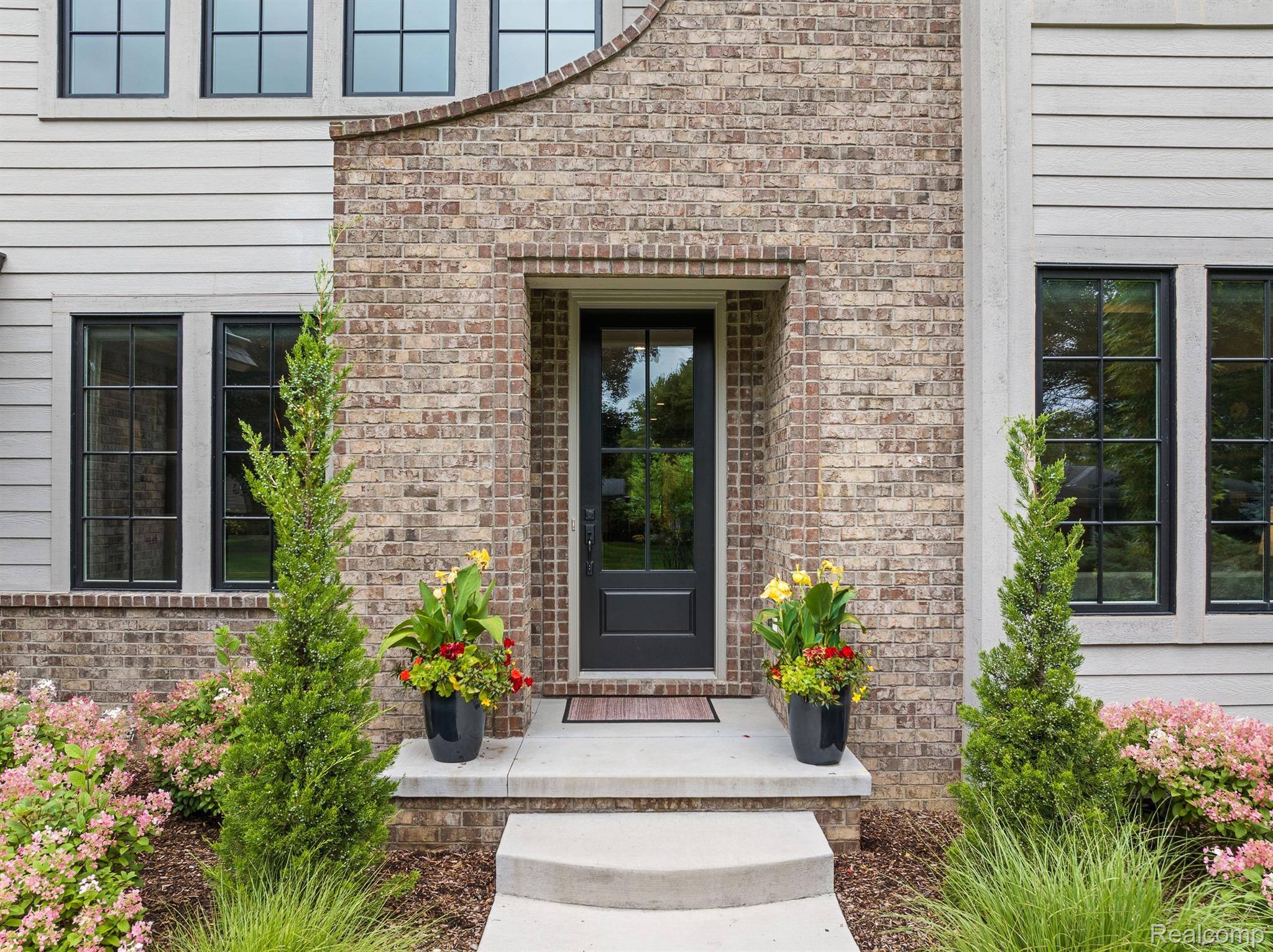 3160 BERKSHIRE Drive