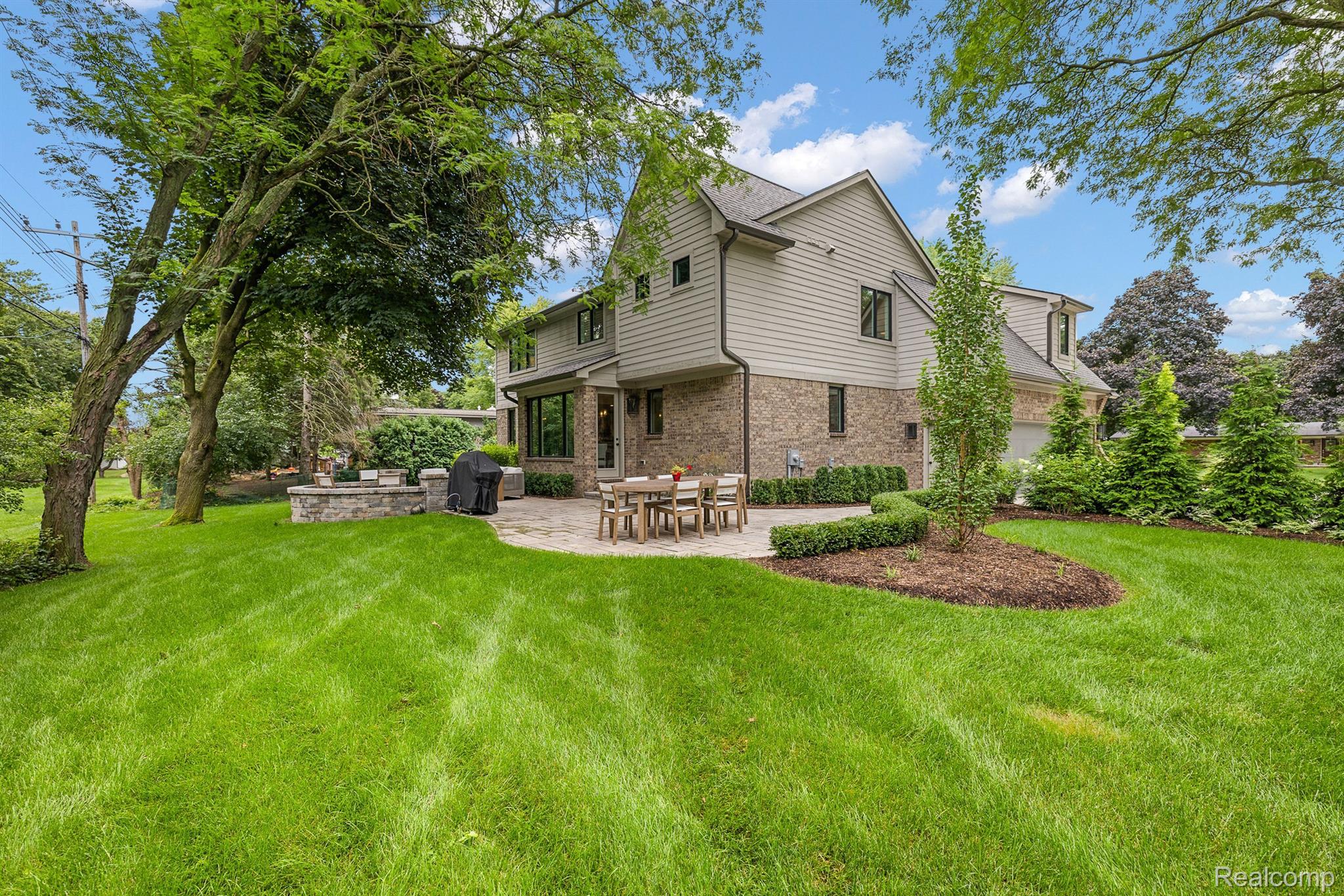 3160 BERKSHIRE Drive