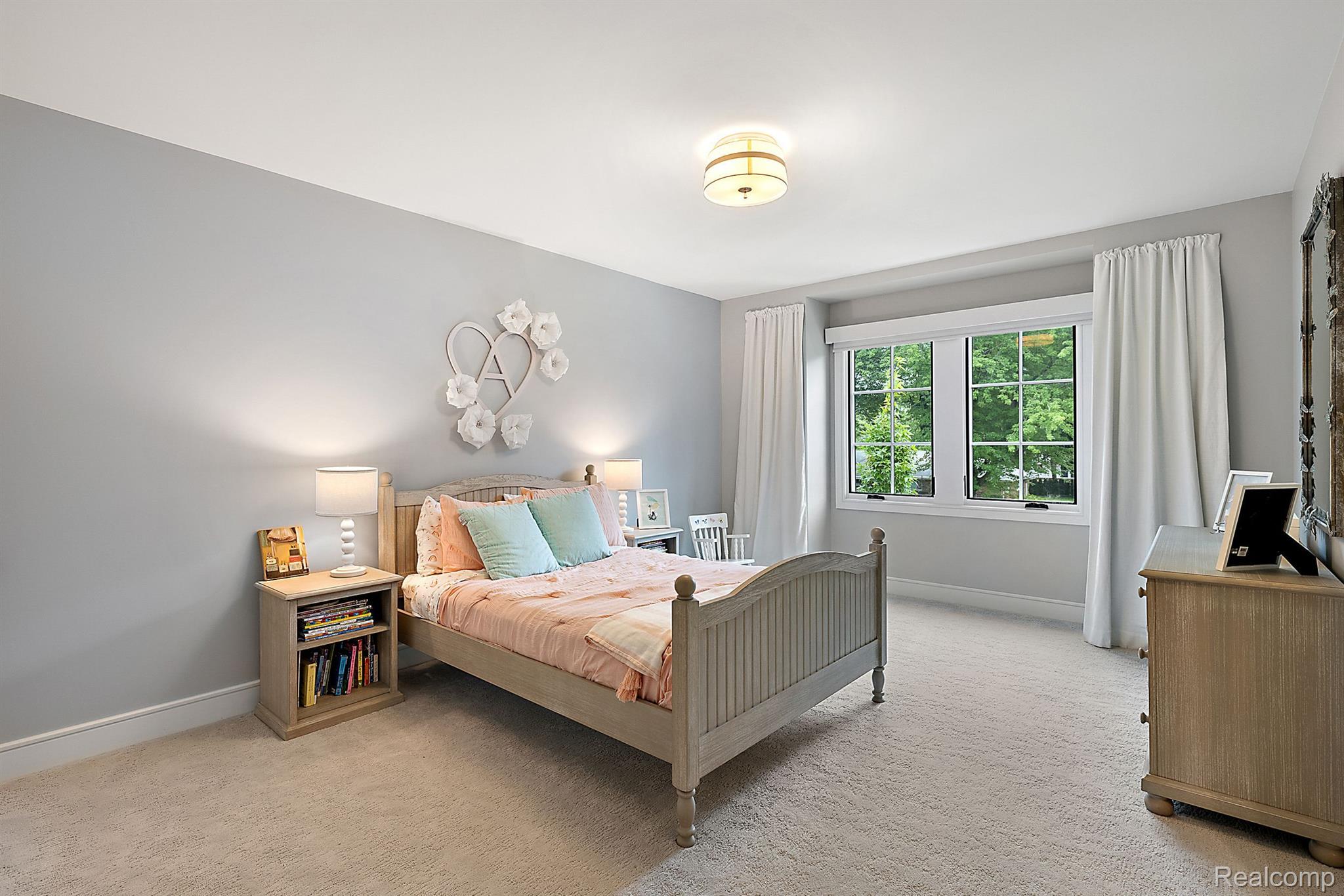 3160 BERKSHIRE Drive