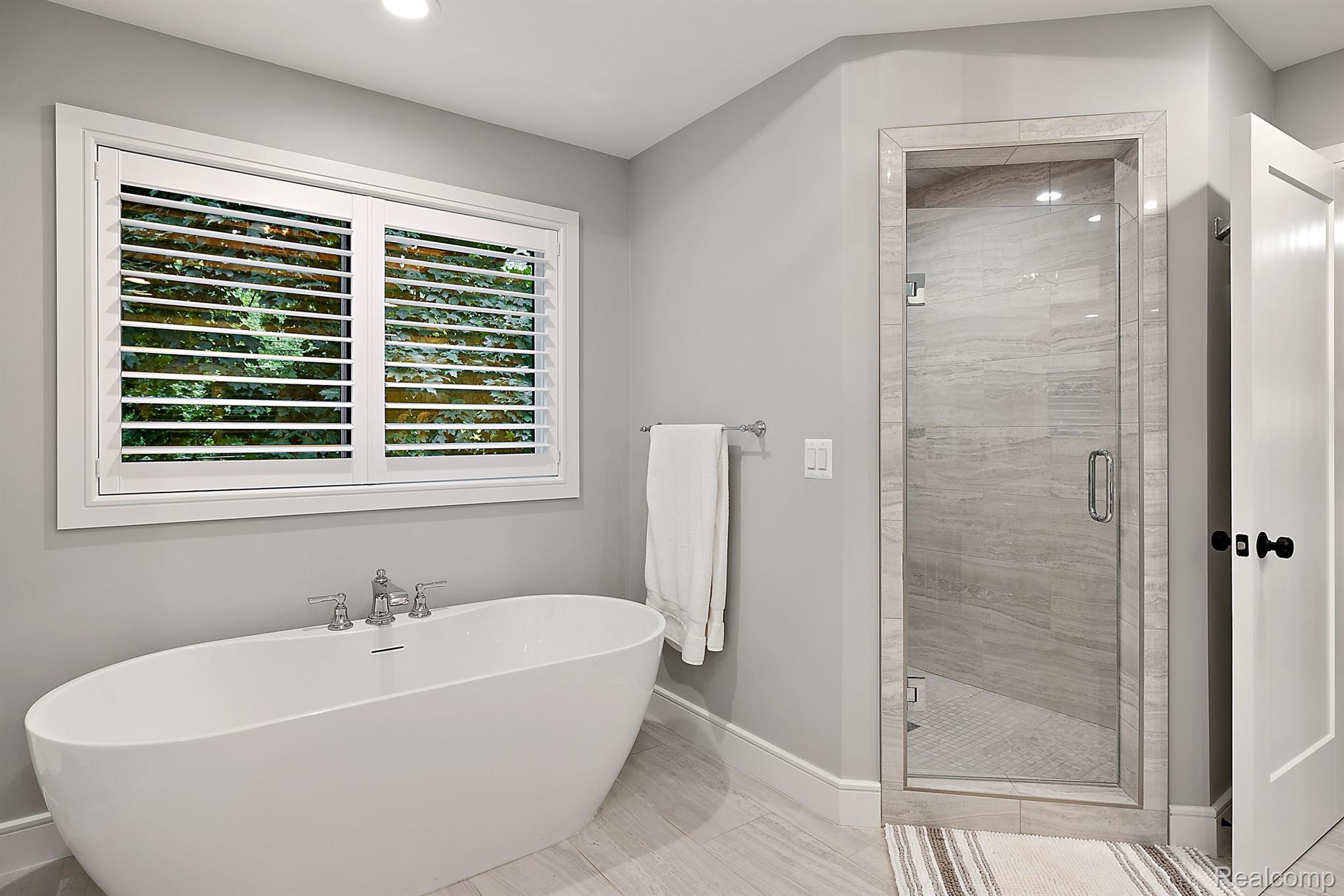 3160 BERKSHIRE Drive