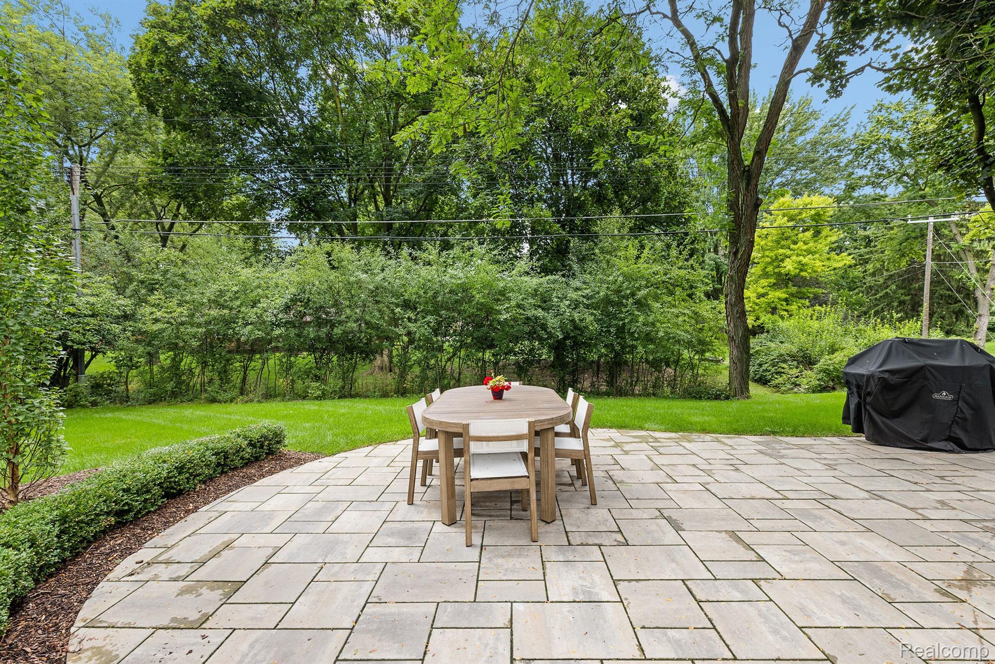 3160 BERKSHIRE Drive