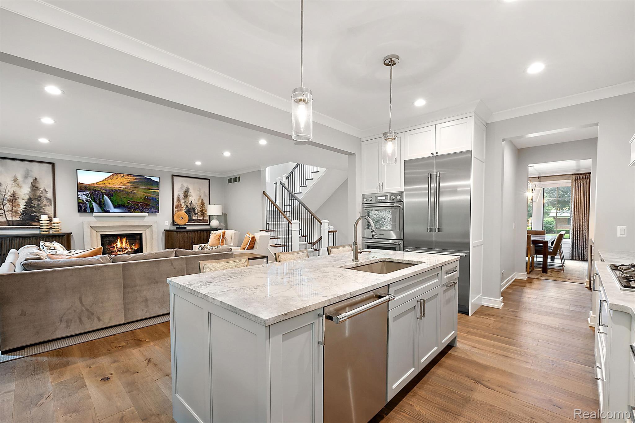 3160 BERKSHIRE Drive