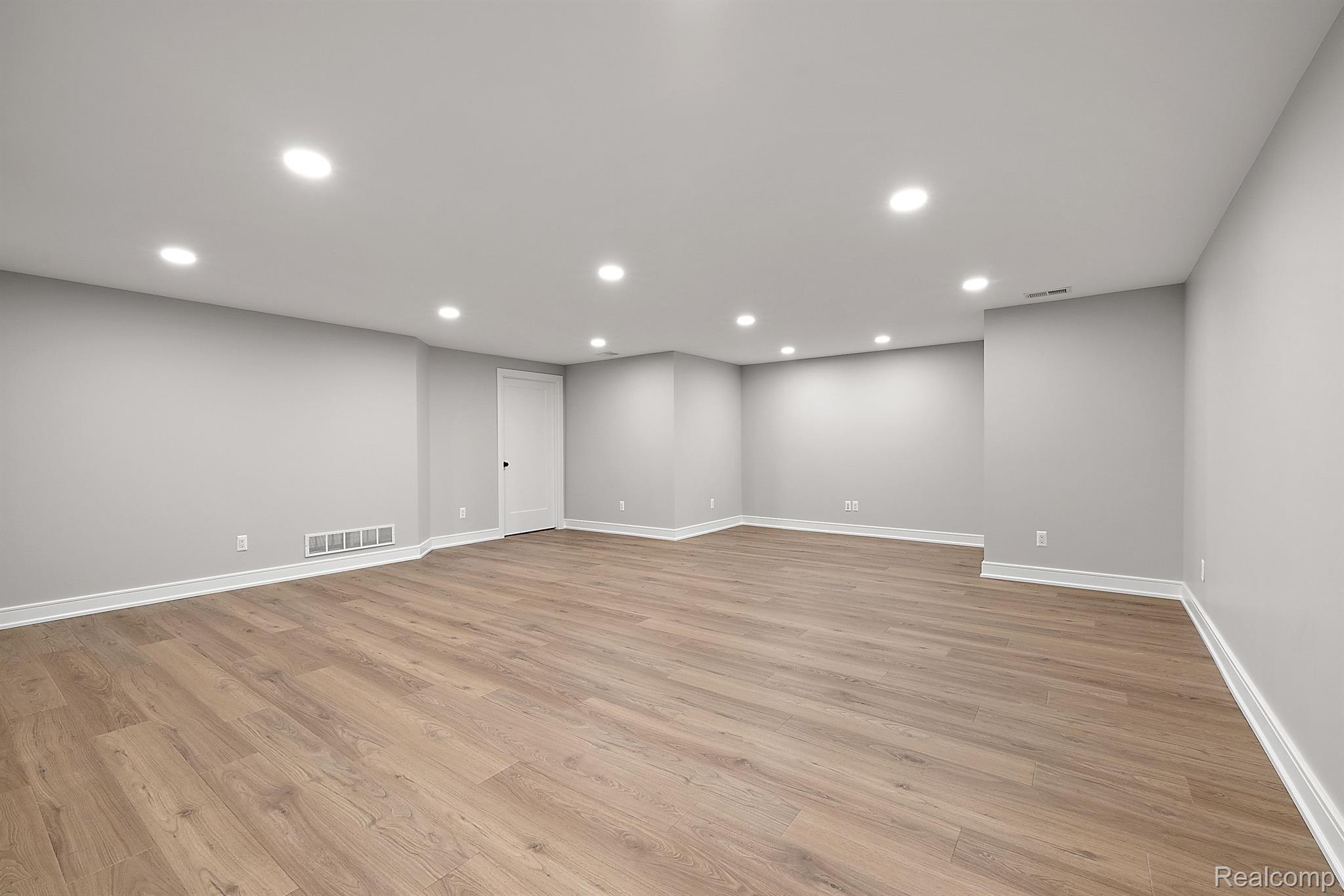 3160 BERKSHIRE Drive