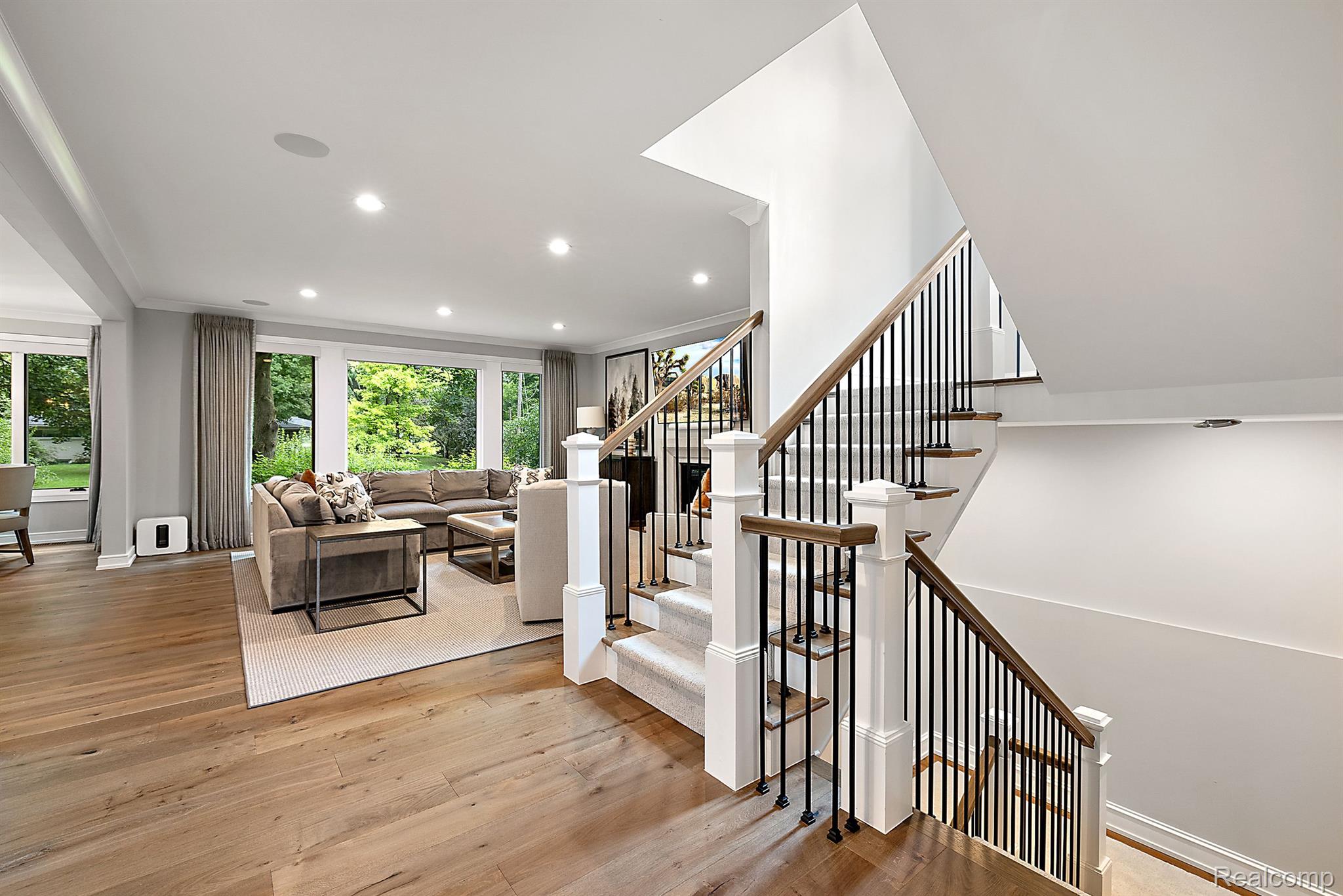 3160 BERKSHIRE Drive