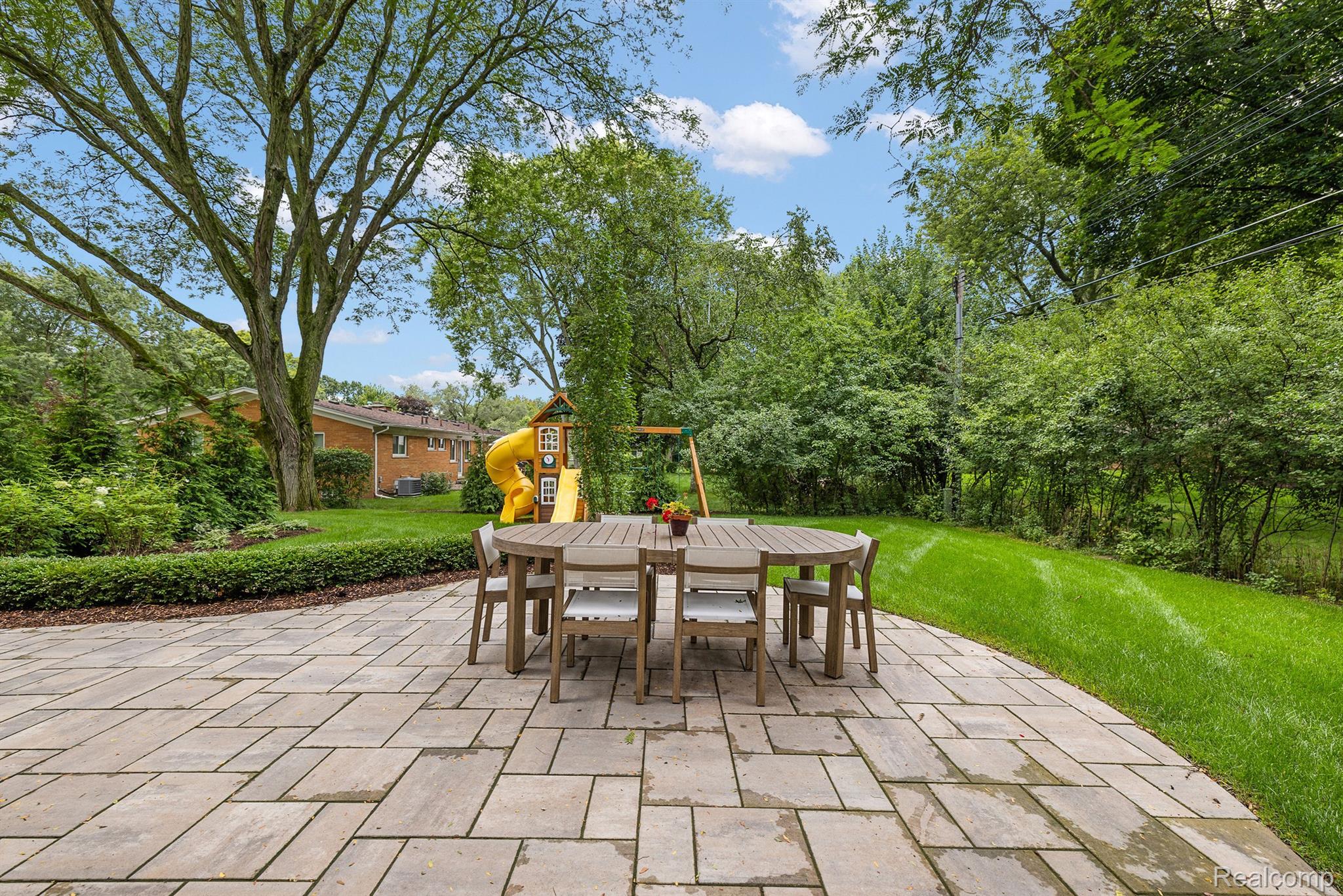 3160 BERKSHIRE Drive