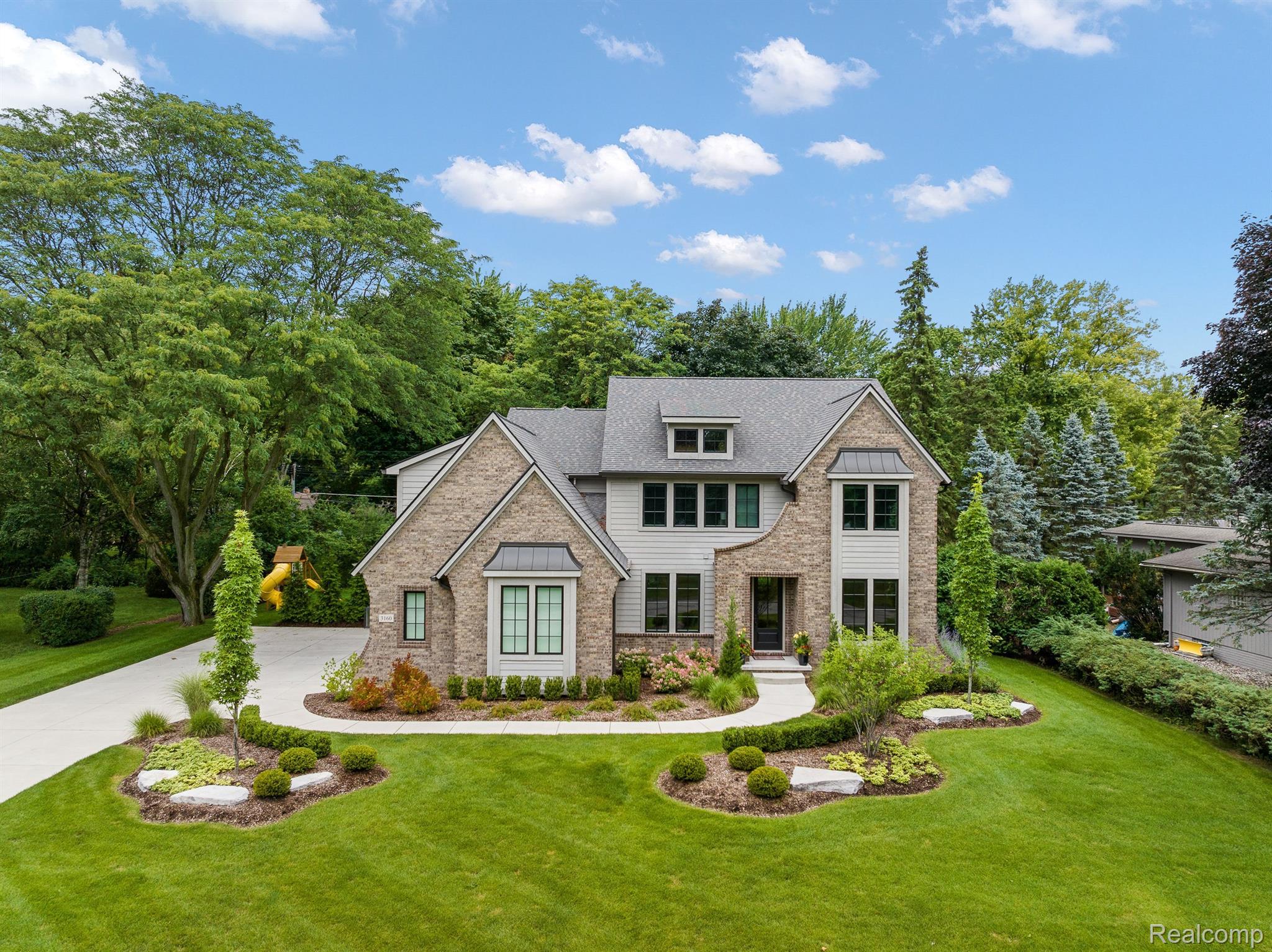 3160 BERKSHIRE Drive