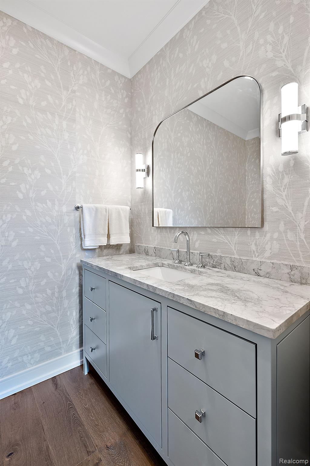 3160 BERKSHIRE Drive