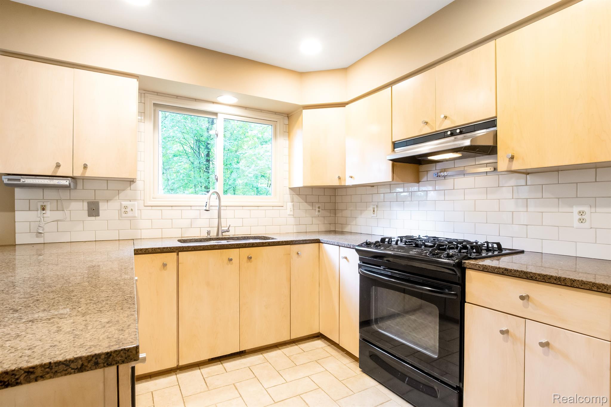 2982 LOON LAKE SHORES Road