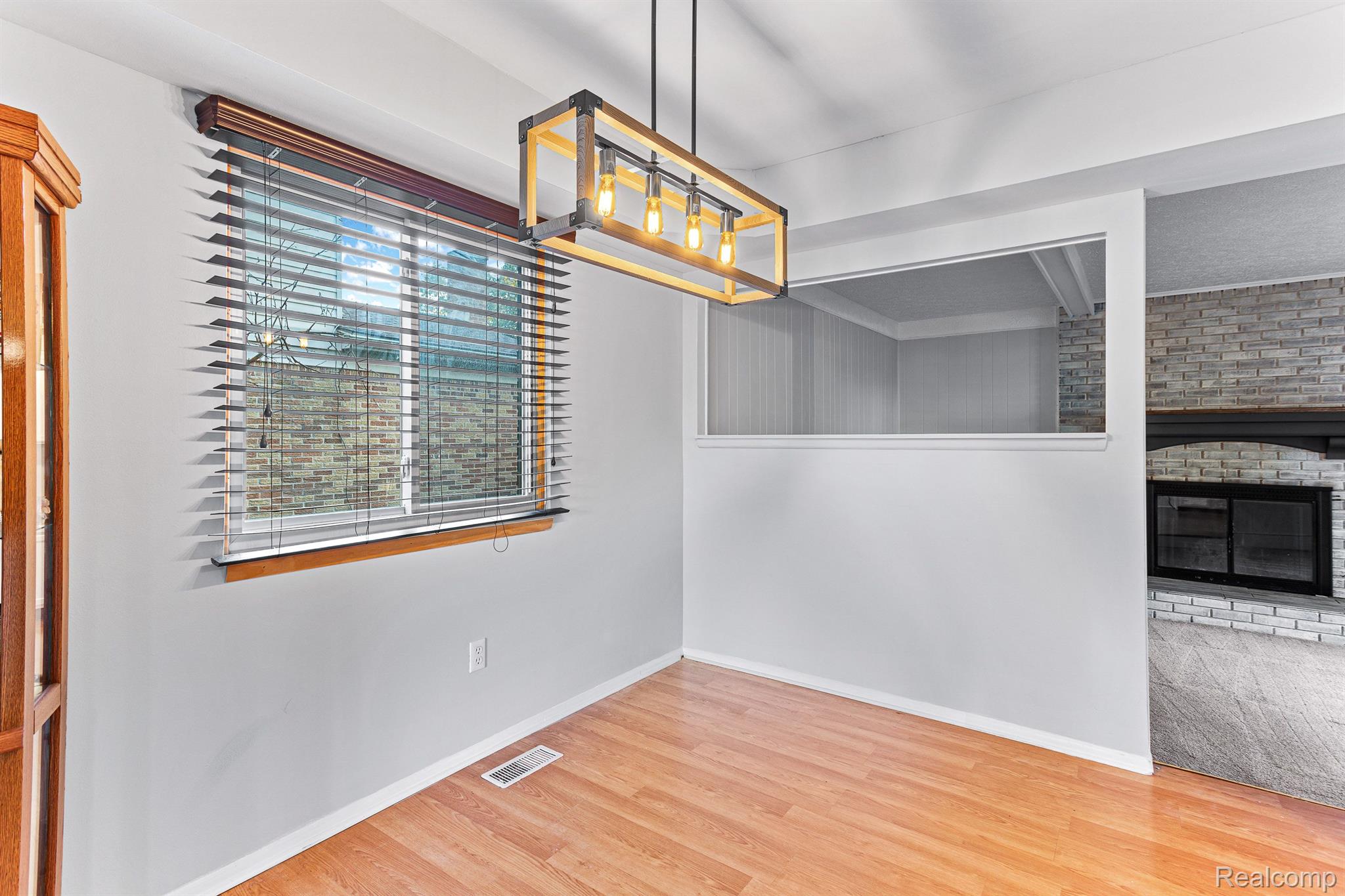 41015 BEECHWOOD Street