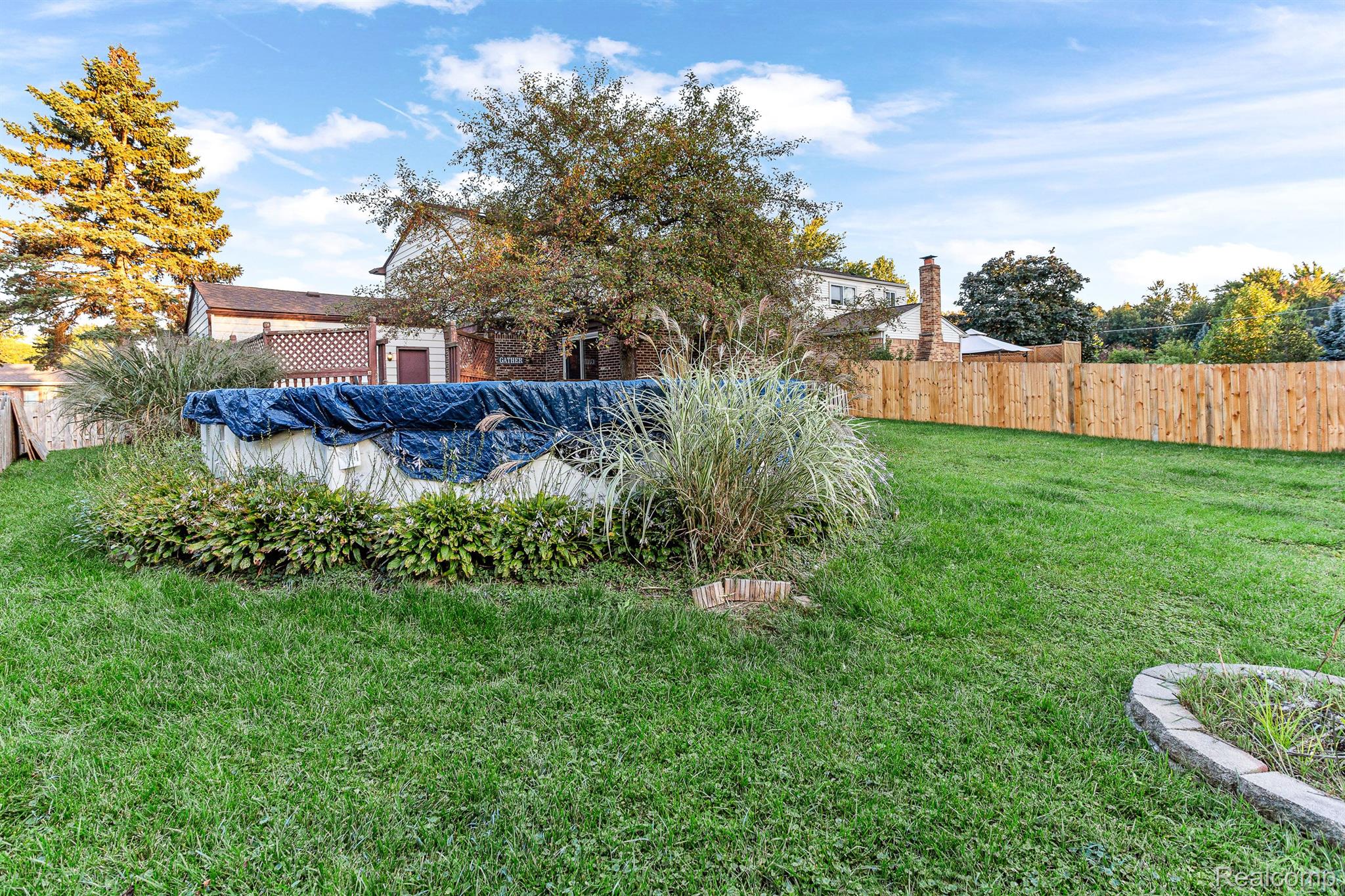 41015 BEECHWOOD Street