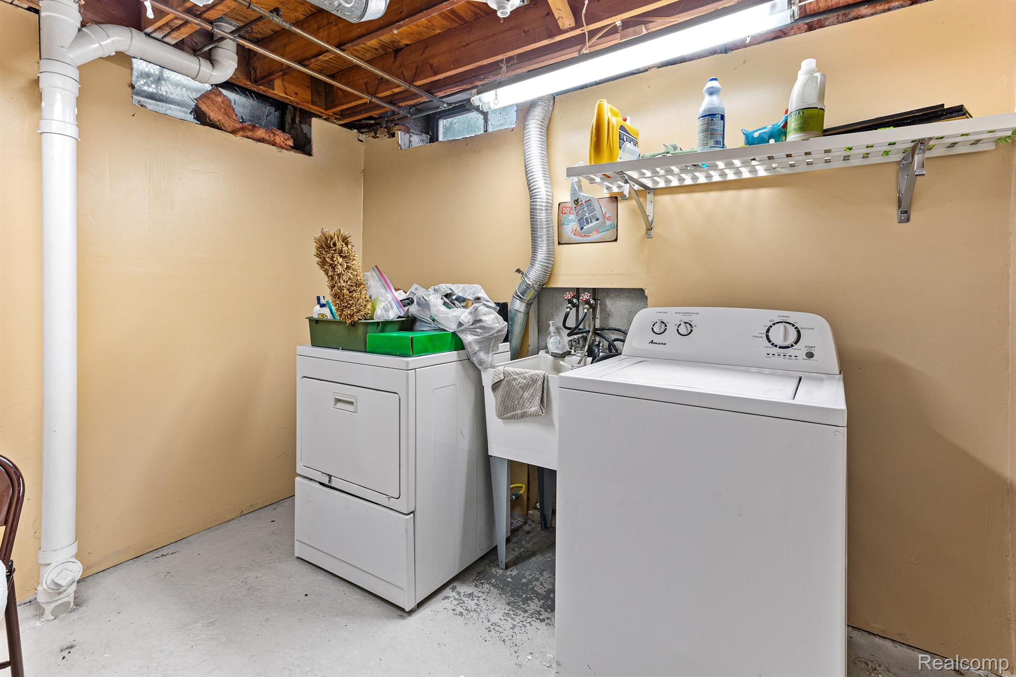 41015 BEECHWOOD Street