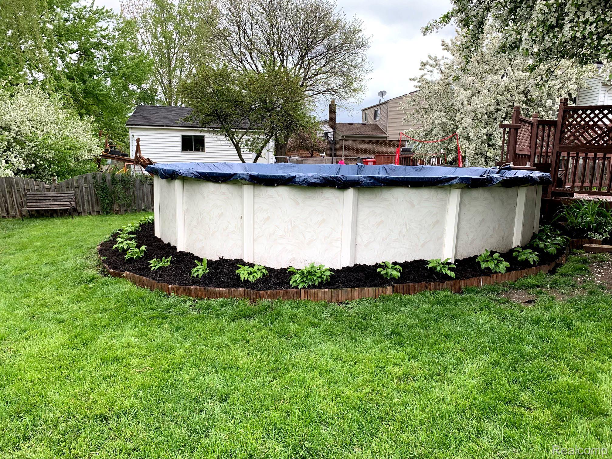 41015 BEECHWOOD Street