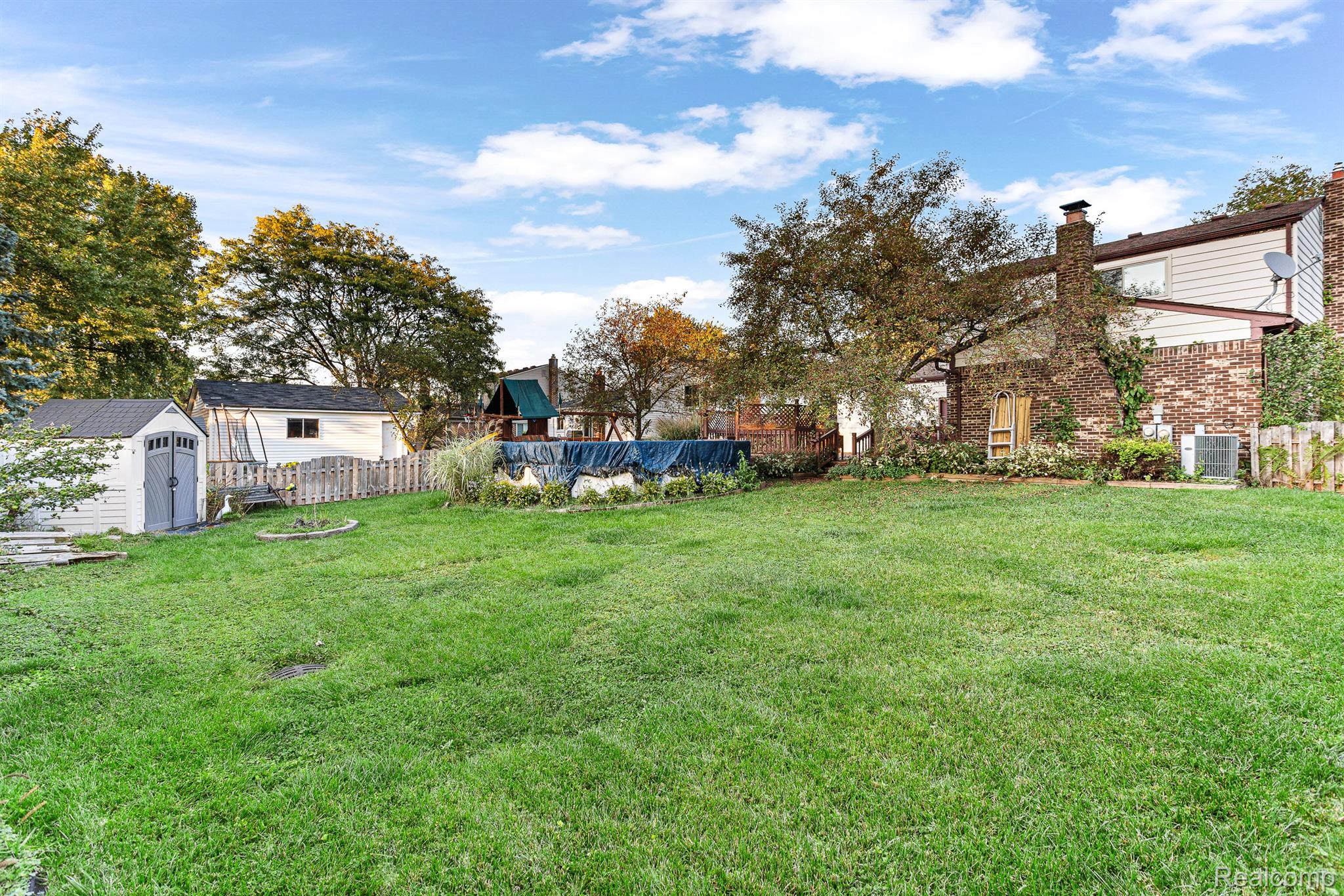 41015 BEECHWOOD Street