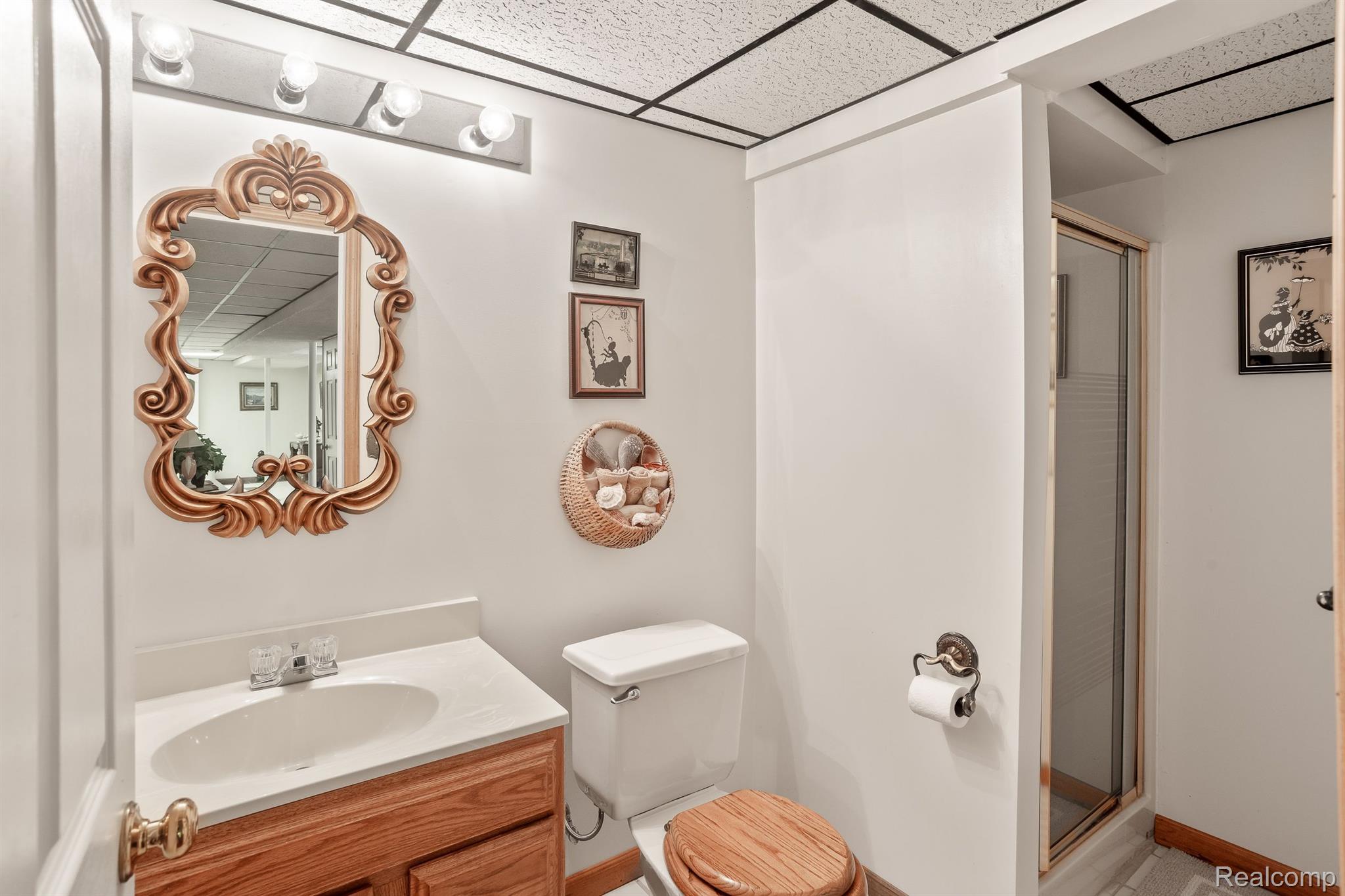 18849 MAPLE Circle N