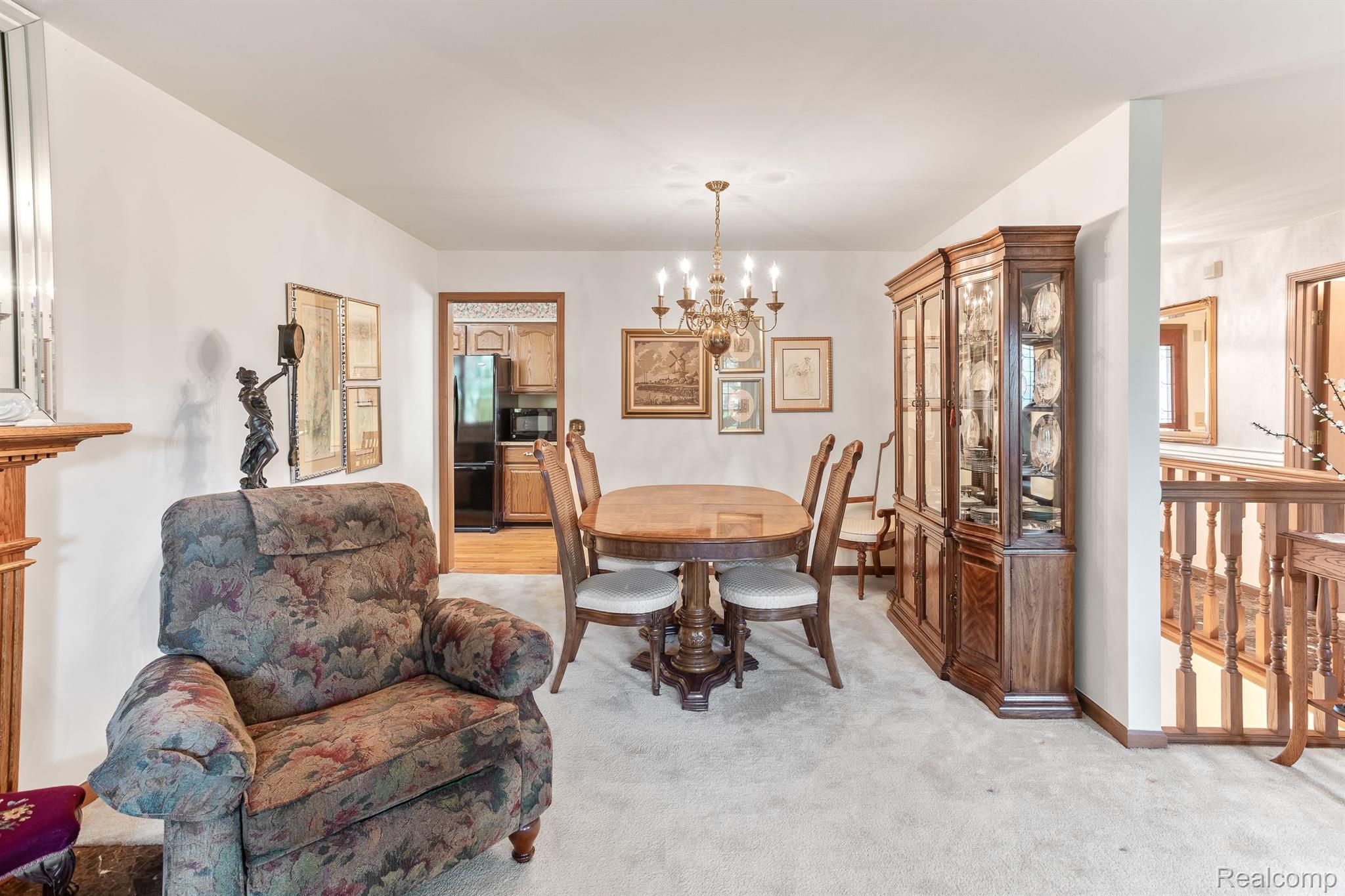 18849 MAPLE Circle N