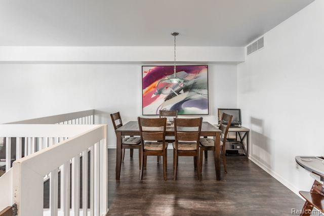 179 W KENILWORTH Avenue