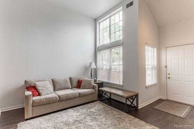 179 W KENILWORTH Avenue