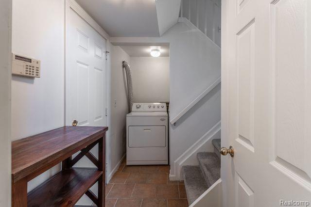 179 W KENILWORTH Avenue