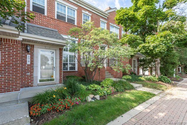 179 W KENILWORTH Avenue