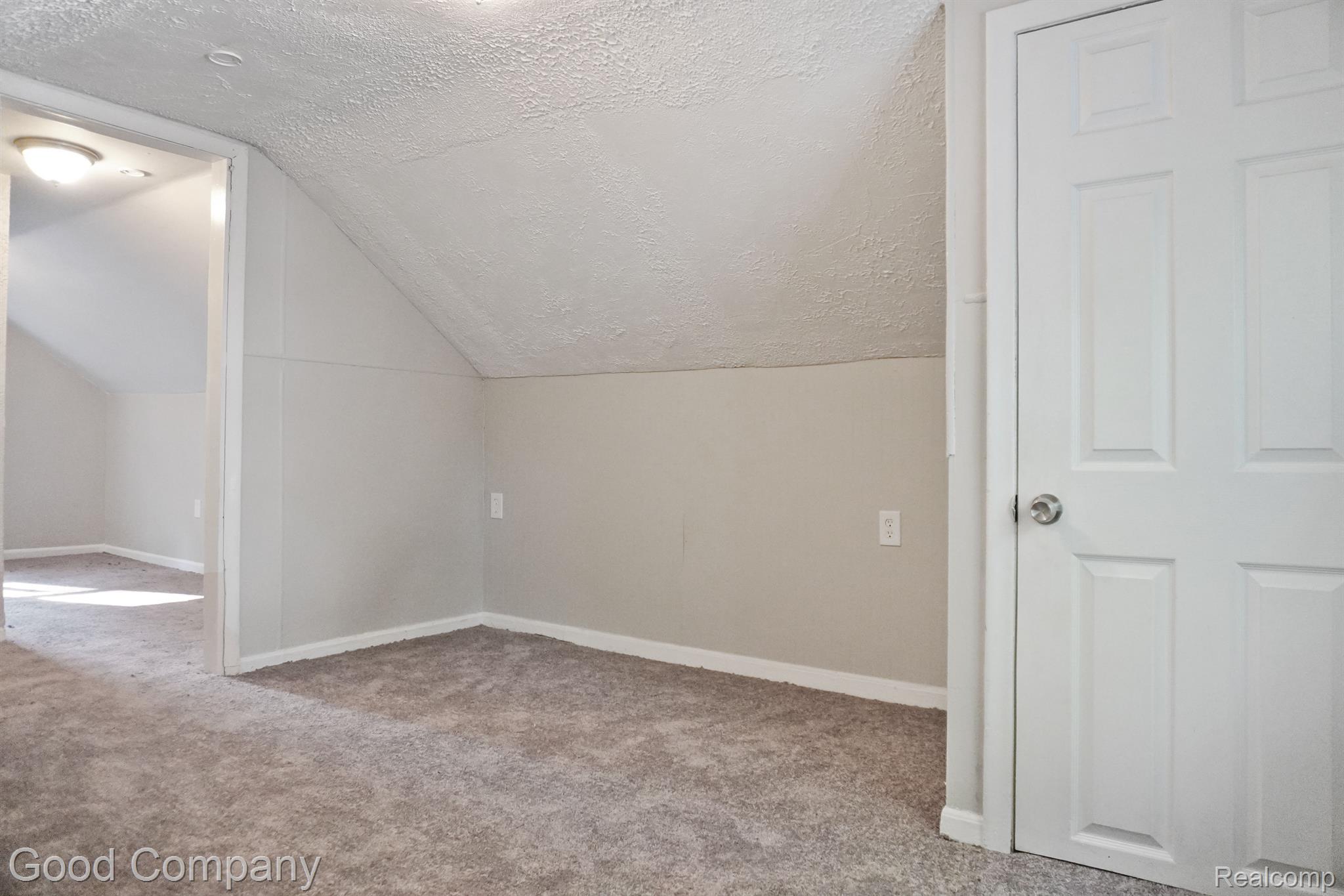 28433 GLENWOOD Street