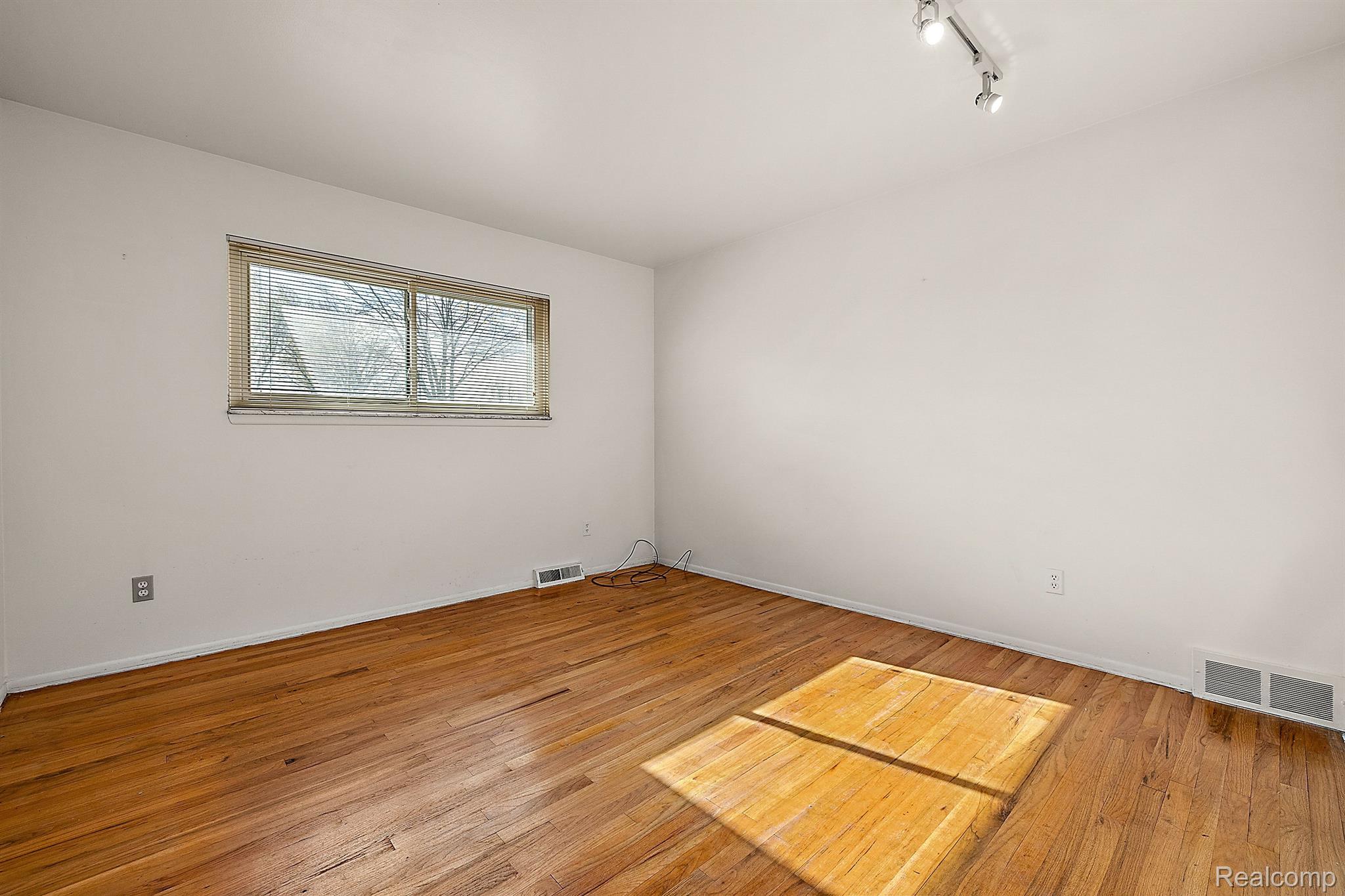 11127 BROUGHAM Drive