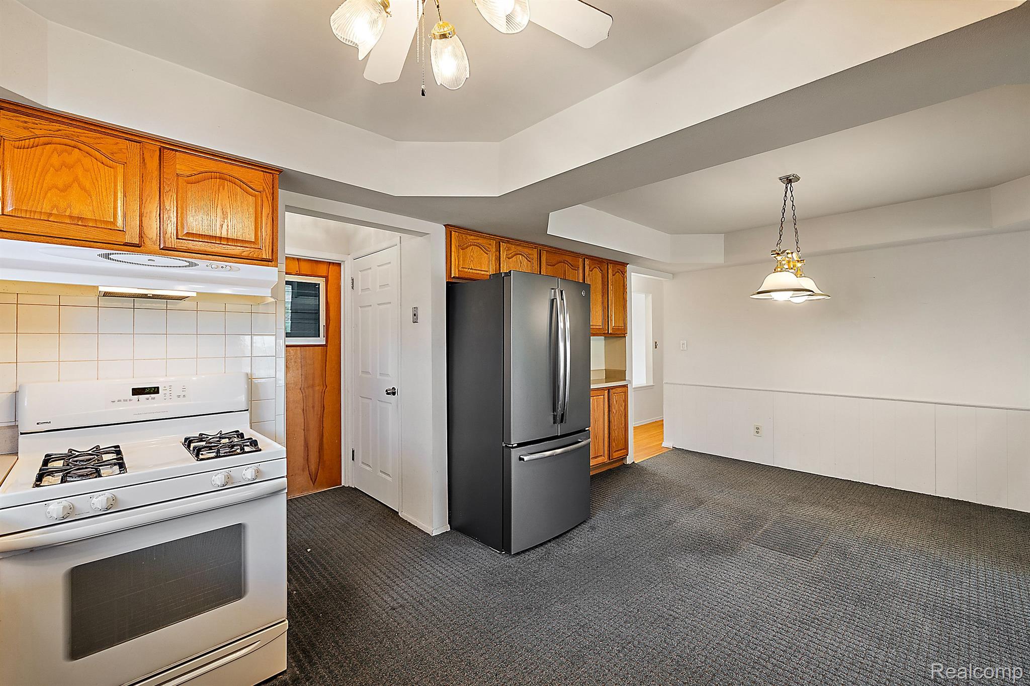 11127 BROUGHAM Drive