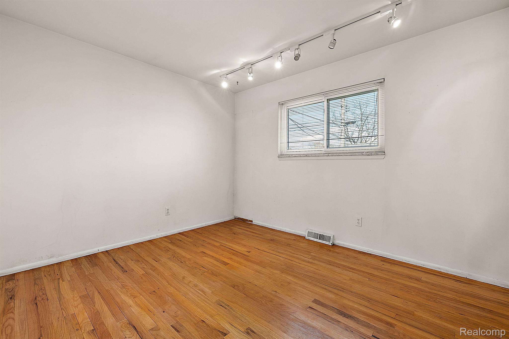 11127 BROUGHAM Drive