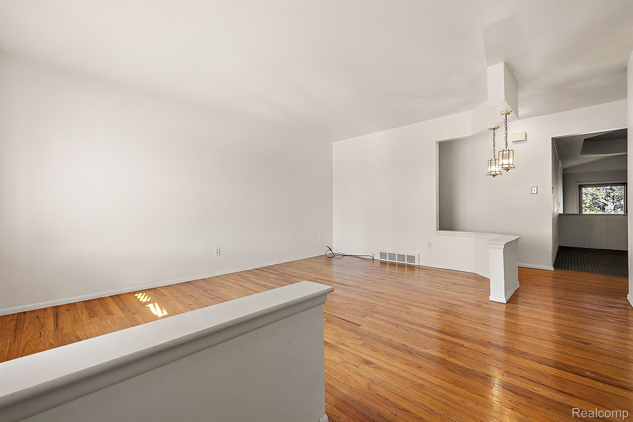 11127 BROUGHAM Drive