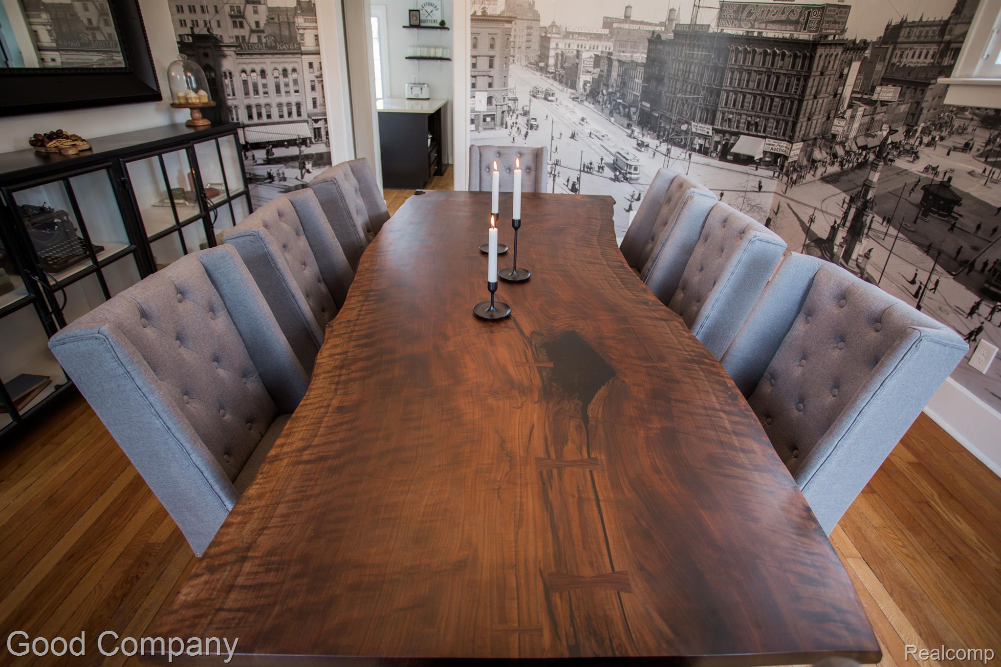 1925 LONGFELLOW Street