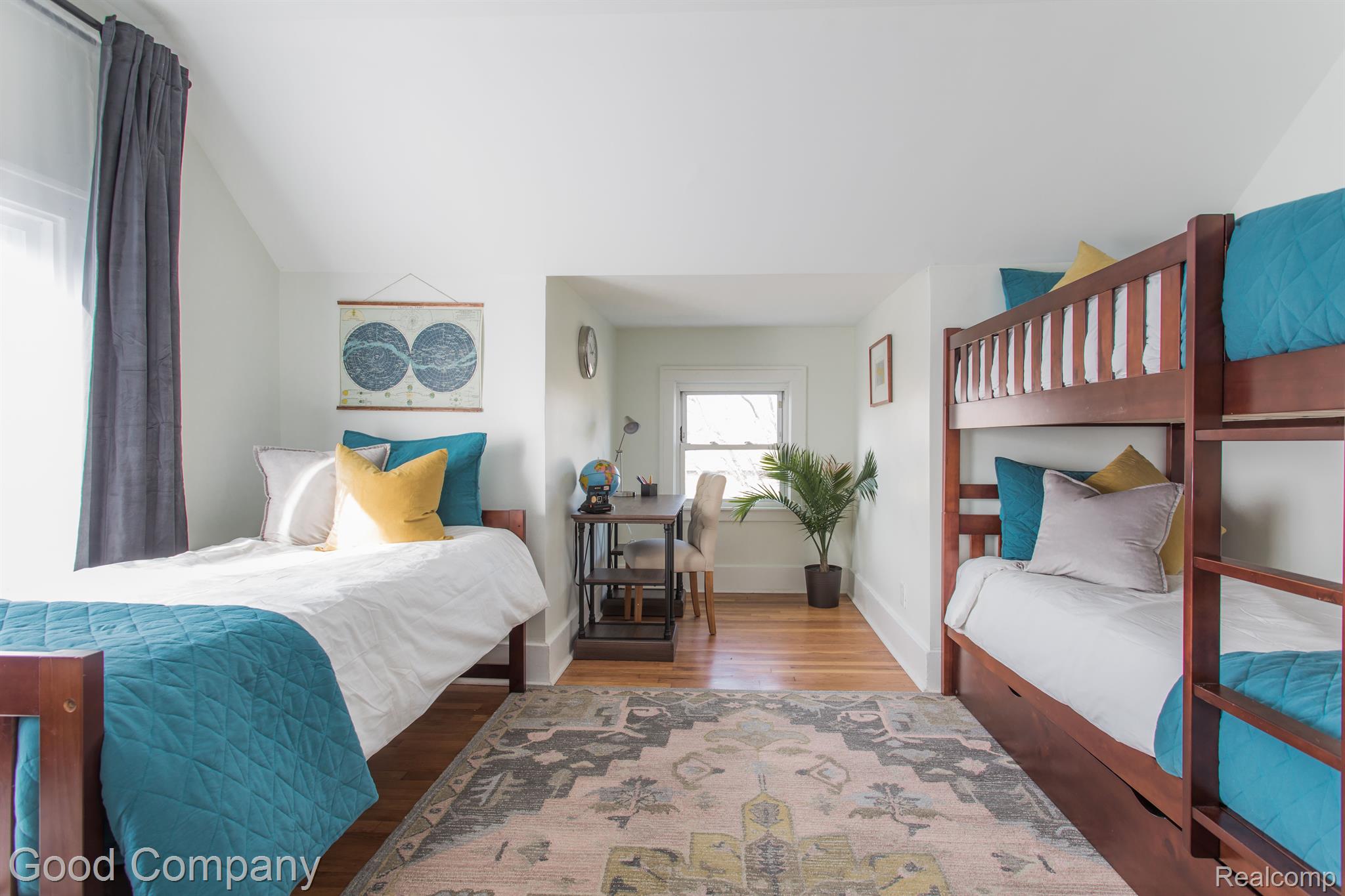 1925 LONGFELLOW Street