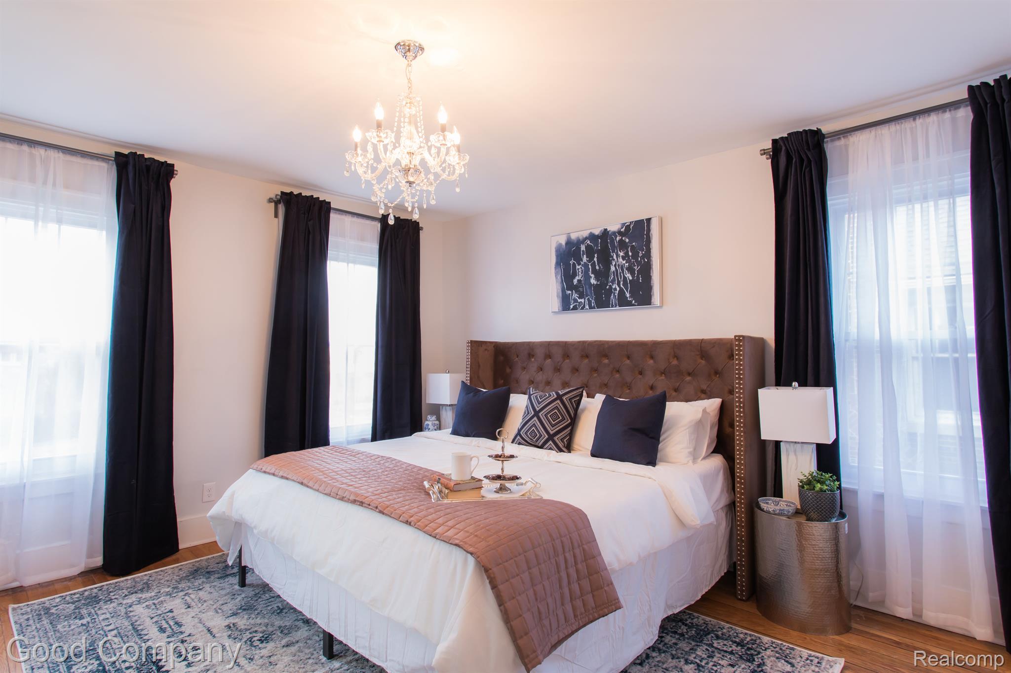 1925 LONGFELLOW Street