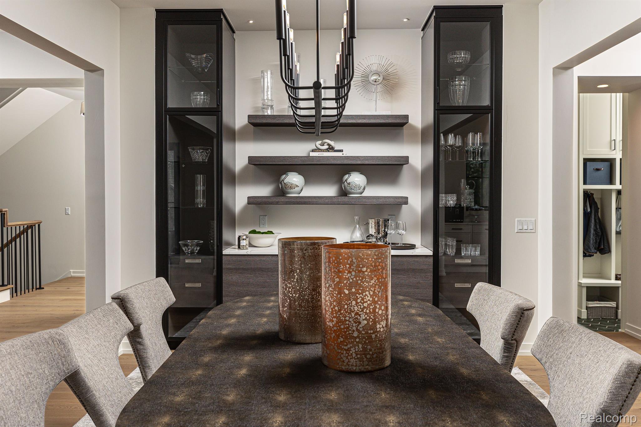 1202 LYONHURST Street